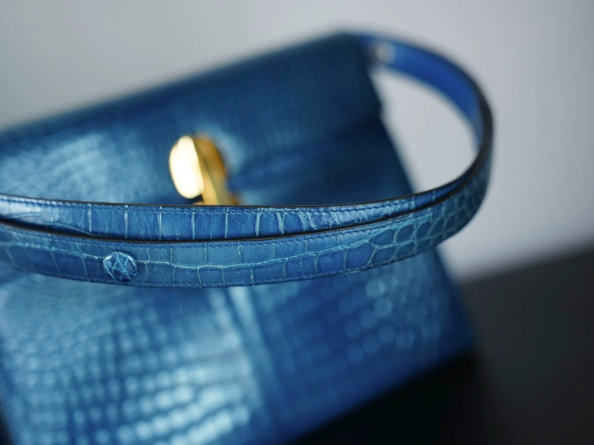 Other morabito vintage blue crocodile 2way tote shoulder bag Size ONE SIZE - 7 Thumbnail