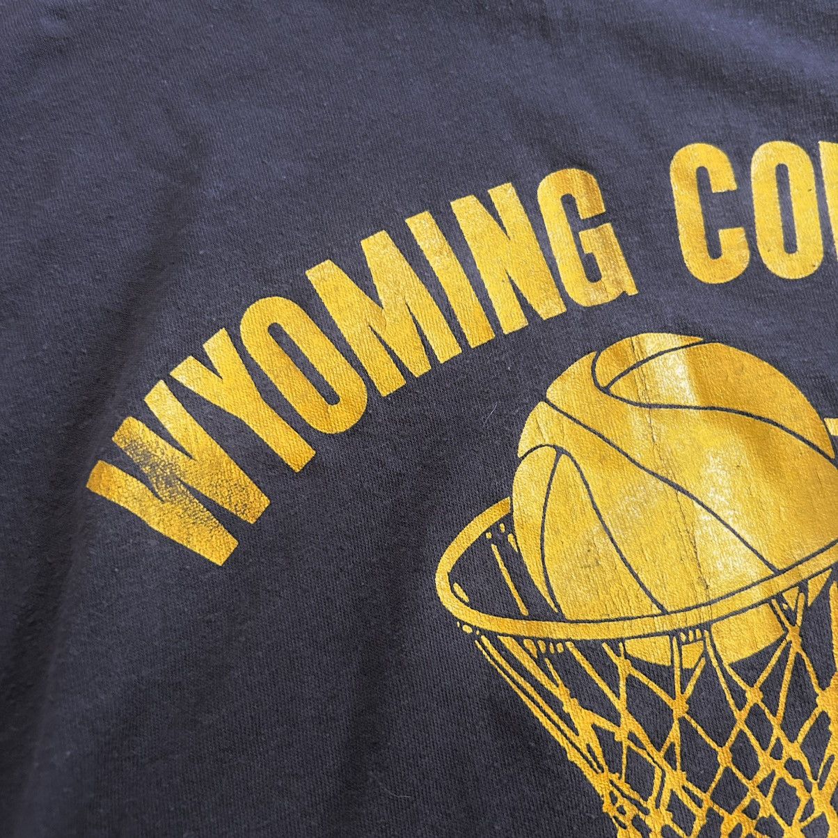 Converse 80s SLUBBY SiNGLE STiTCH UNiVERSiTY of WYOMiNG COWBOYS TEE Size US M / EU 48-50 / 2 - 4 Thumbnail