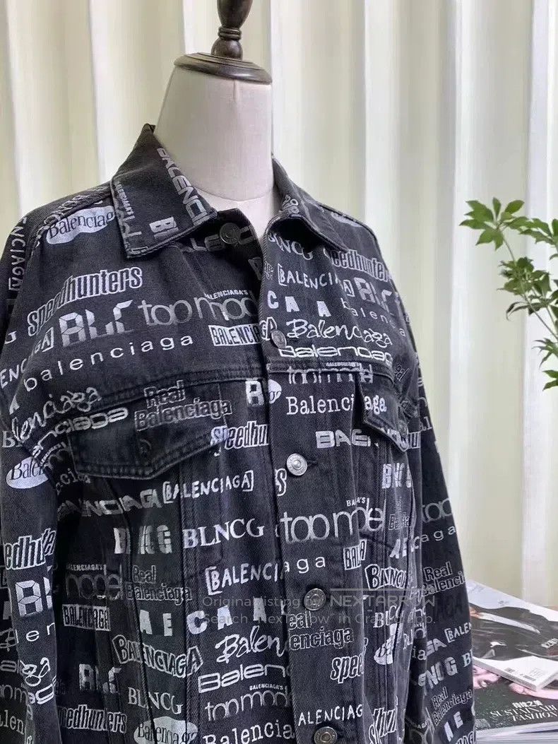 Balenciaga Balenciaga Logo Full Print Denim Jacket Size US S / EU 44-46 / 1 - 2 Thumbnail
