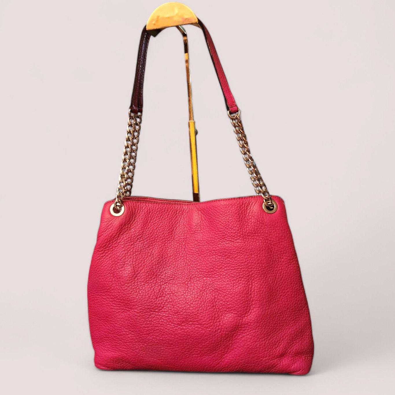 Michael Kors Michael Kors fushia pebbled leather shoulder bag. Size ONE SIZE - 3 Thumbnail