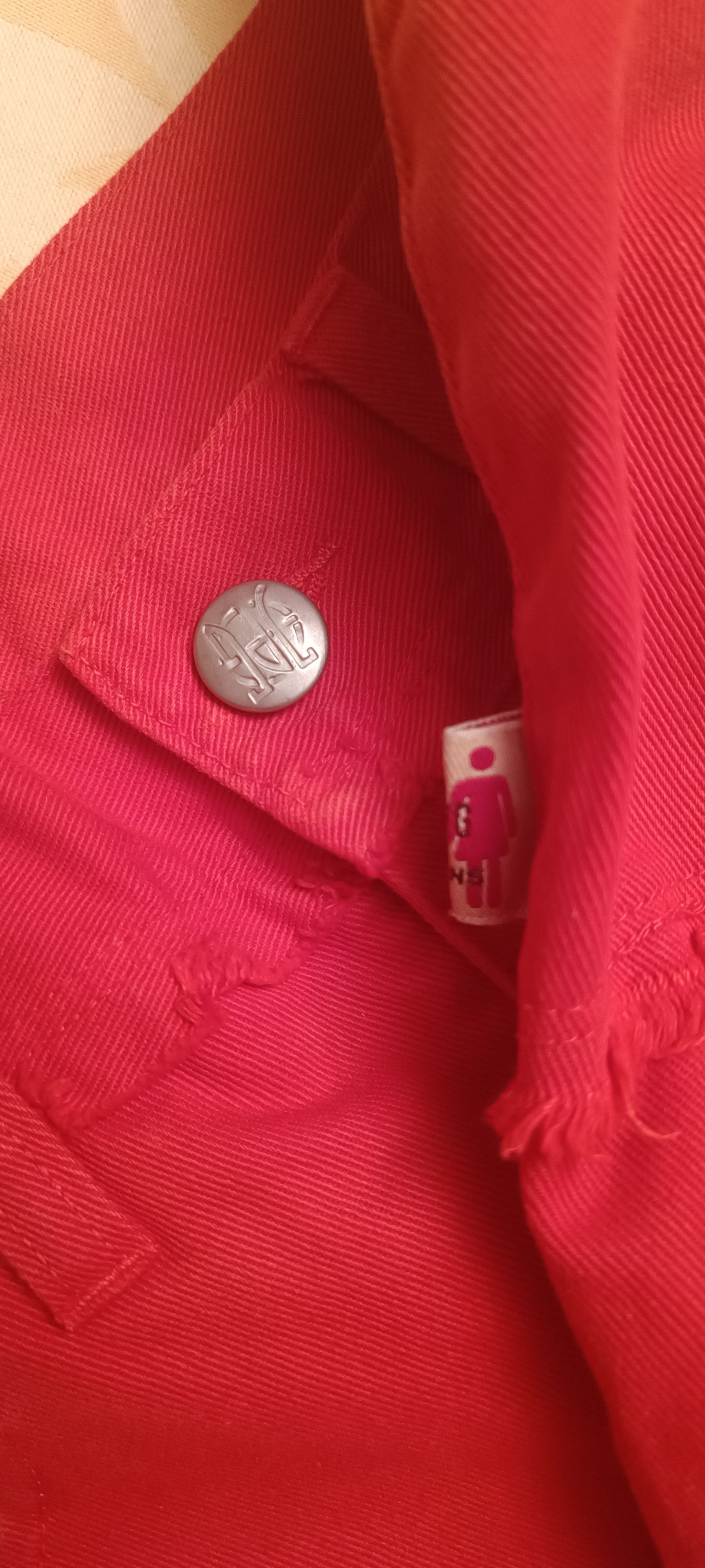 Jean Paul Gaultier 90's - Red denim shorts with fringes Size 26" / US 2 / IT 38 - 10 Thumbnail