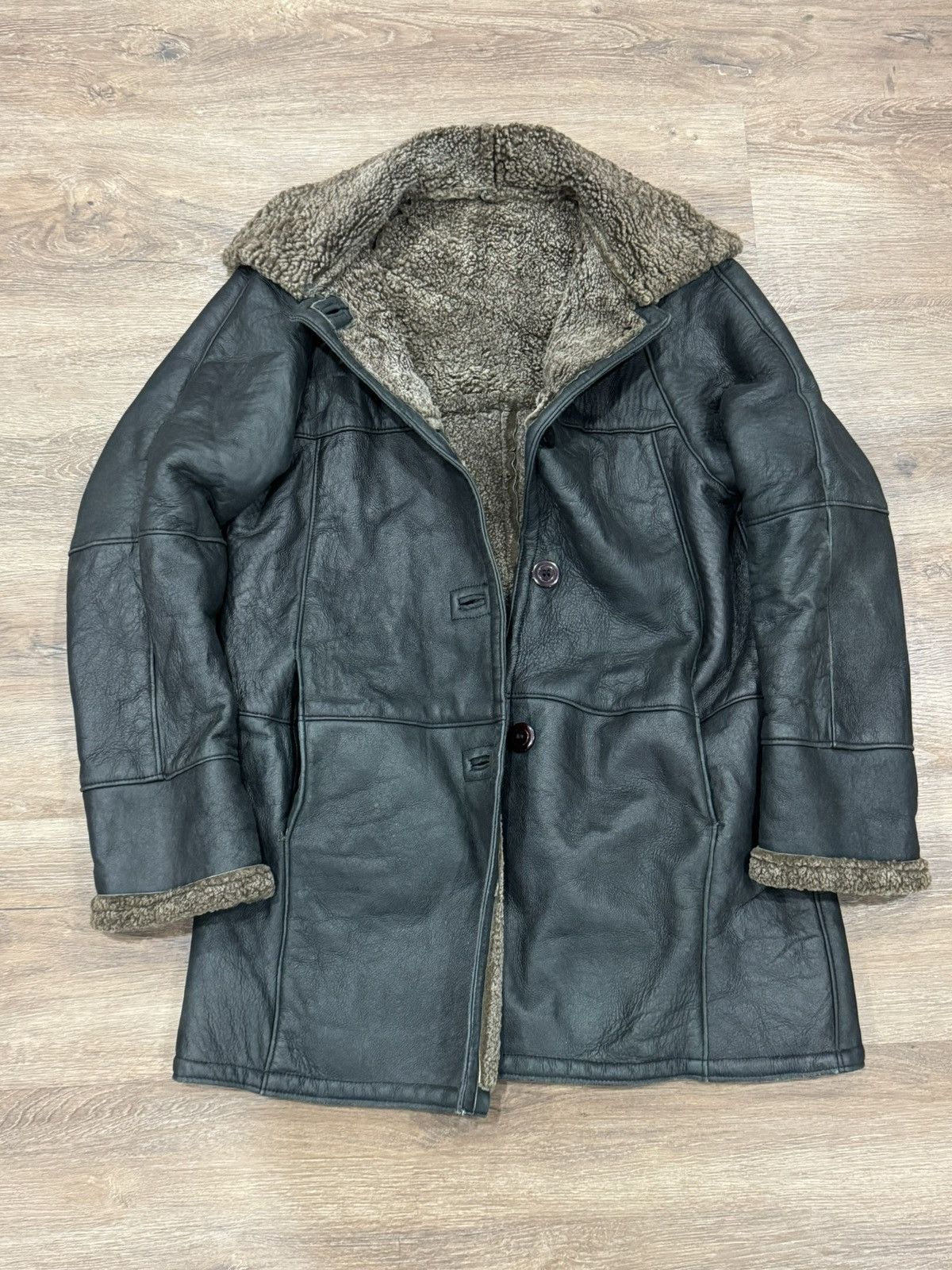 Genuine Leather Vintage Acton Shearling Coat Made in Canada Sheepskin Hooded Size US M / EU 48-50 / 2 - 5 Thumbnail