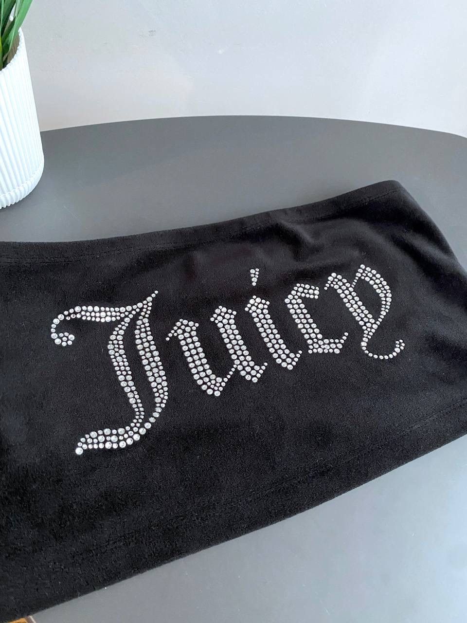 Designer × Juicy Couture Juicy Couture Black Velour Cropped Top Y2K, Size M Size M / US 6-8 / IT 42-44 - 4 Thumbnail