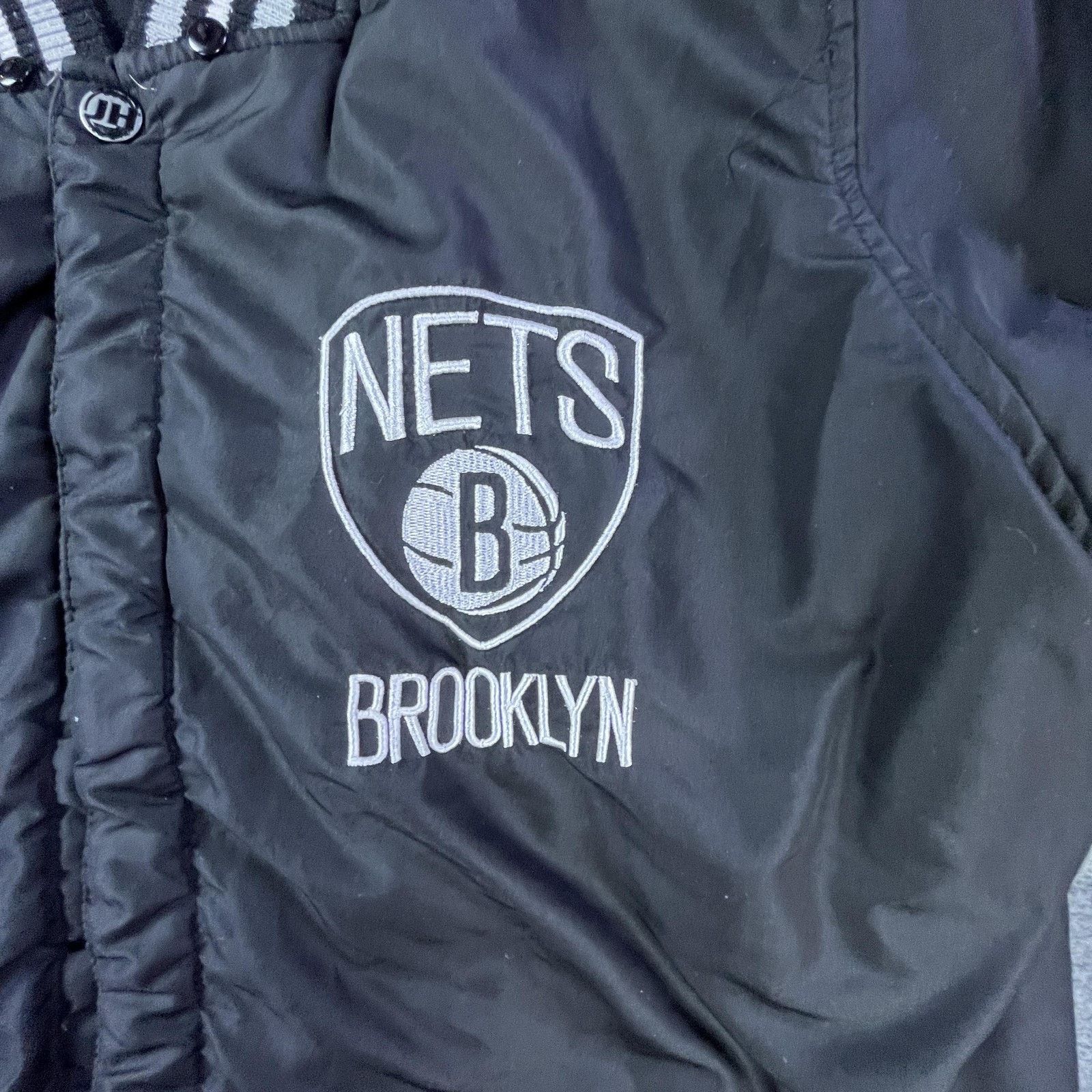 NBA Brooklyn Nets Reversible Jacket Large Black Gray Basketball Size US L / EU 52-54 / 3 - 6 Thumbnail