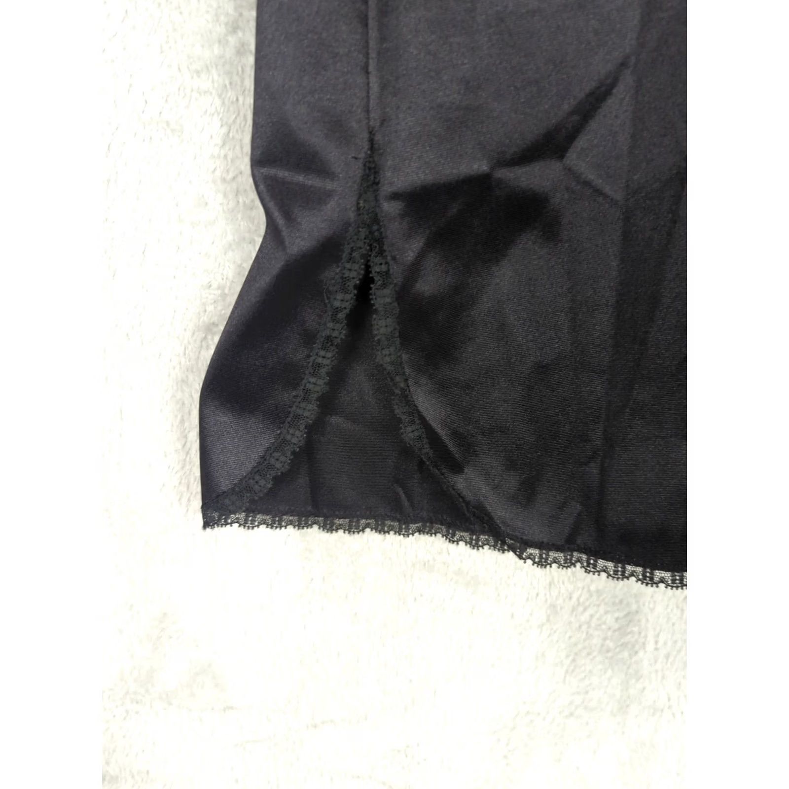 Vintage VINTAGE Vanity Fair Slip Dress Nightgown Black 38 Knee Length Lace Bodice Strap Adjustable Sleeveless Sweetheart Neckline Party/Cocktail Womens Size XS / US 0-2 / IT 36-38 - 5 Thumbnail