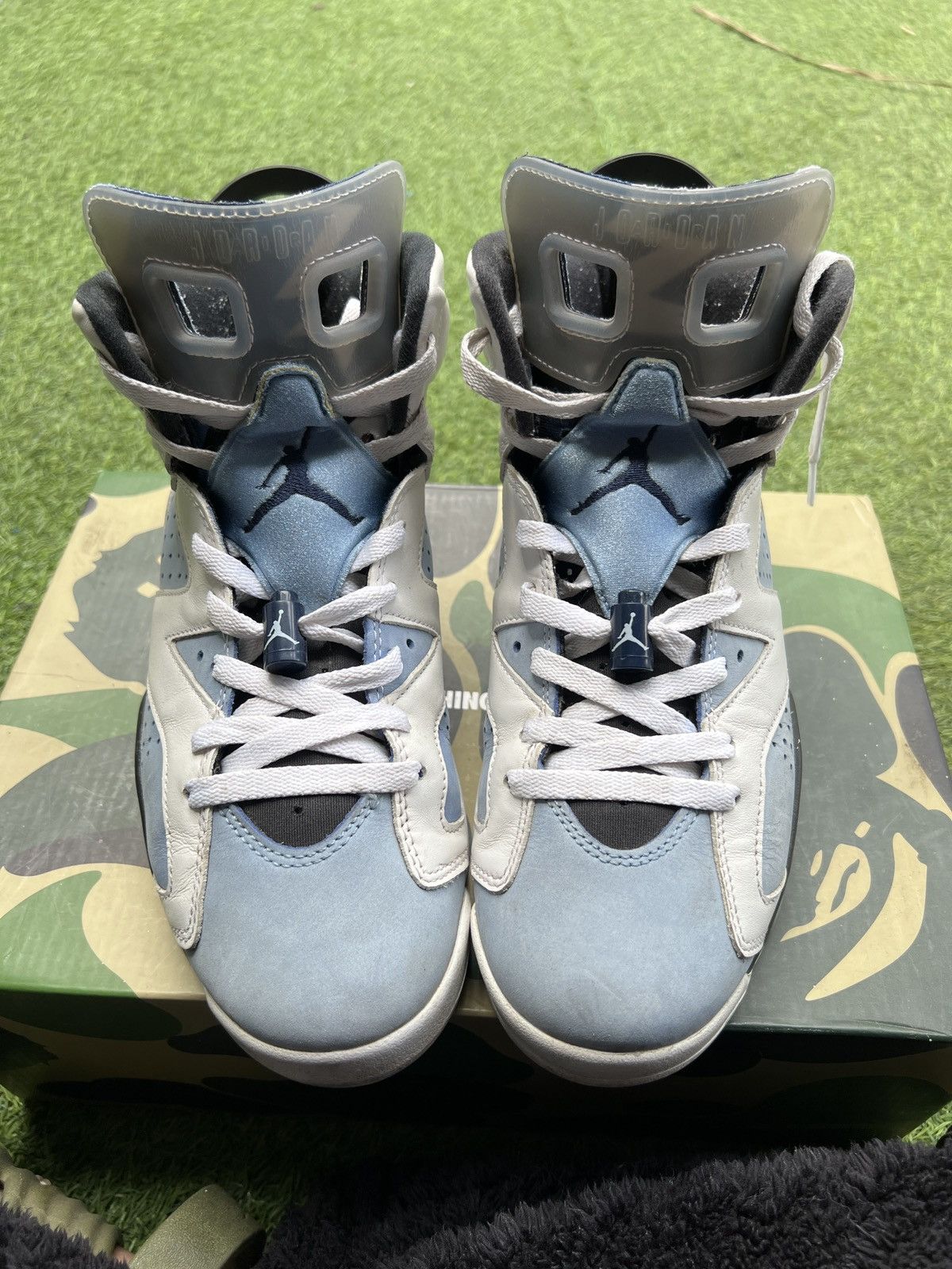 Jordan Brand Air Jordan 6 University Blue UNC white CT8529-410 Size US 9 / EU 42 - 4 Thumbnail