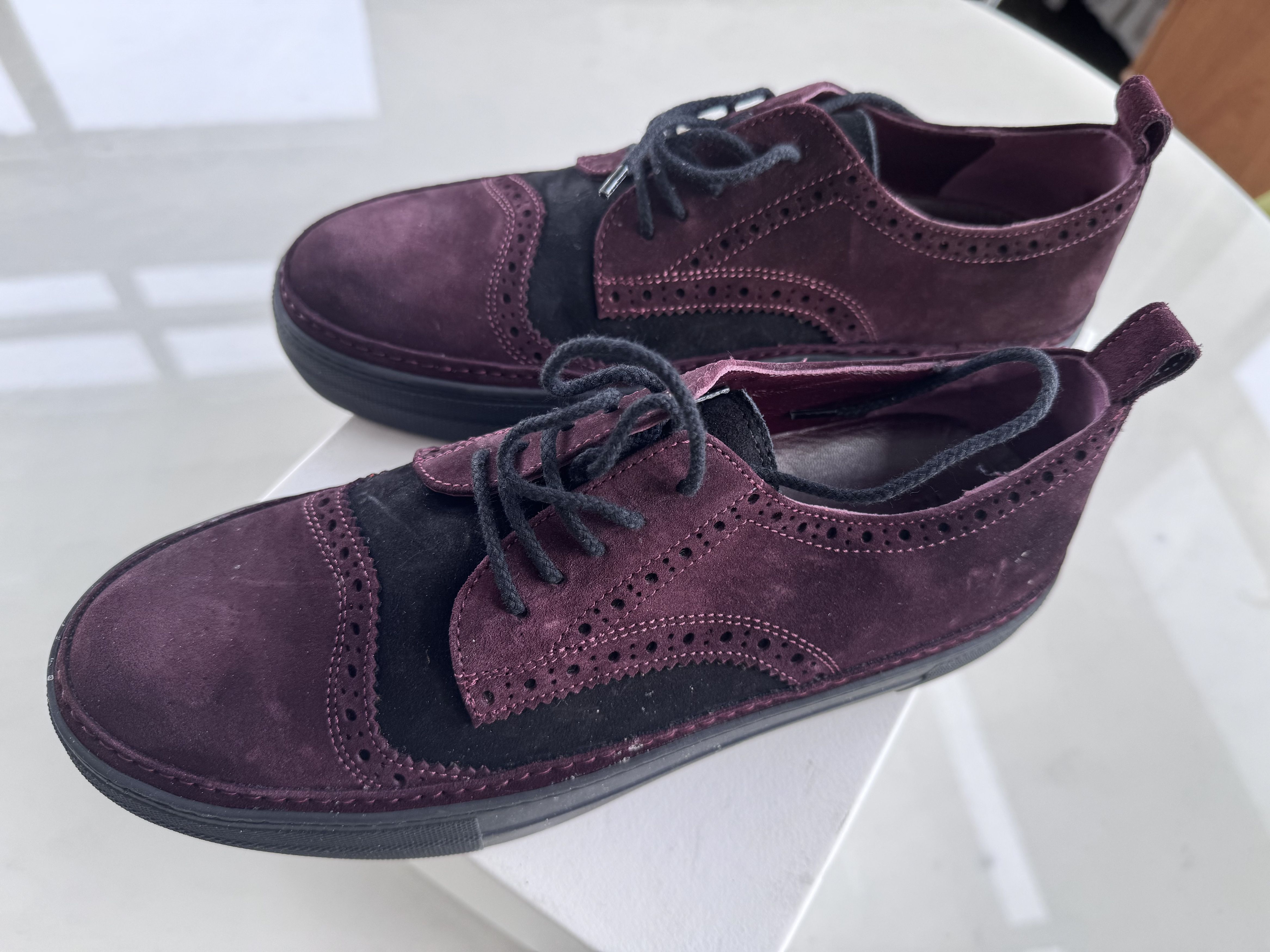 Ann Demeulemeester Ann Demeulemeester Bordeaux Suede Brogues Size US 7 / EU 40 - 1 Thumbnail