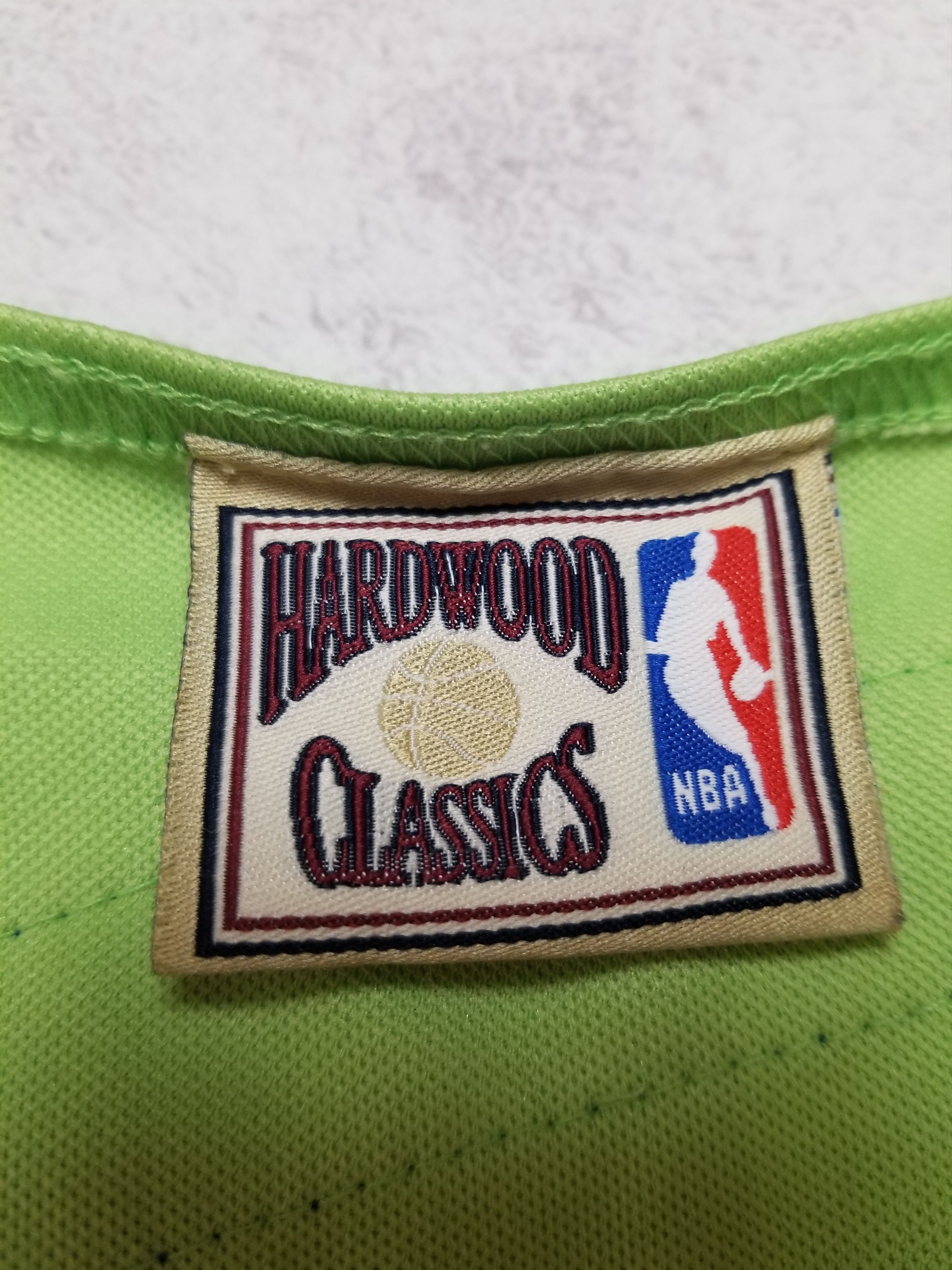 Mitchell & Ness NBA 1970-71 Atlanta Hawks "Pistol" Pete Maravich Jersey Size US XXL / EU 58 / 5 - 6 Thumbnail