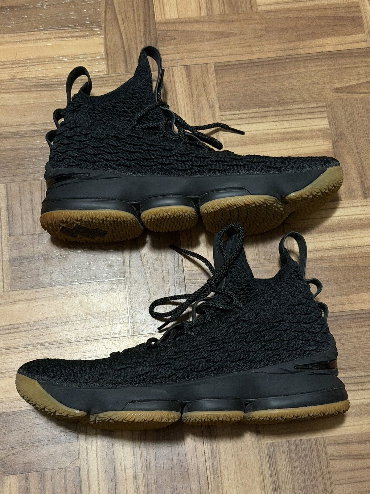Nike Nike LeBron 15 Black Gum Size US 11 / EU 44 - 1 Thumbnail