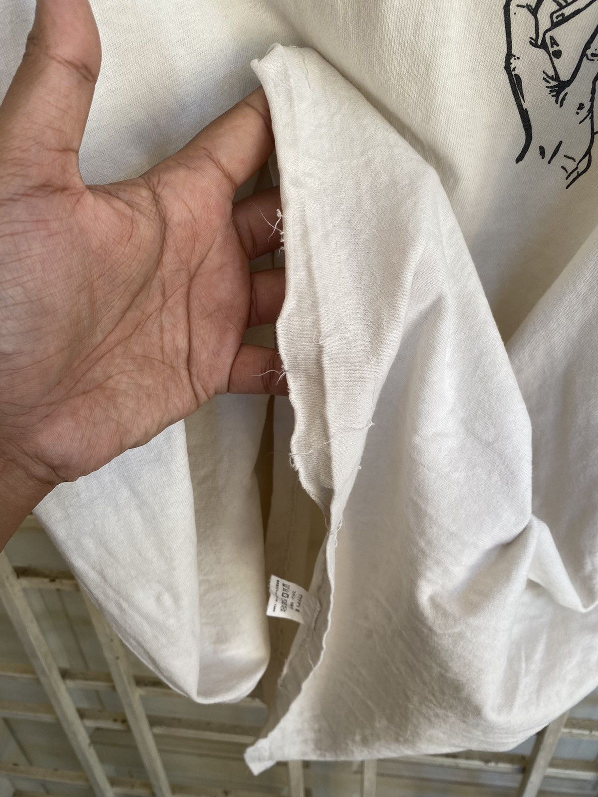 Stussy vintage stussy trashed tee! Size US M / EU 48-50 / 2 - 10 Thumbnail