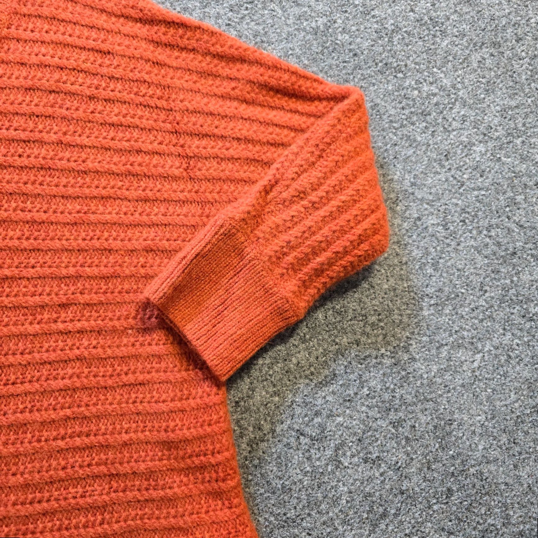 Vintage Garnet Hill Sweater Womens Size L Orange Wool Angora Rabbit Hair Textured Casual Pullover Knit Long Sleeve Round Neck Classic, Regular Fit, Women Size L / US 10 / IT 46 - 3 Thumbnail