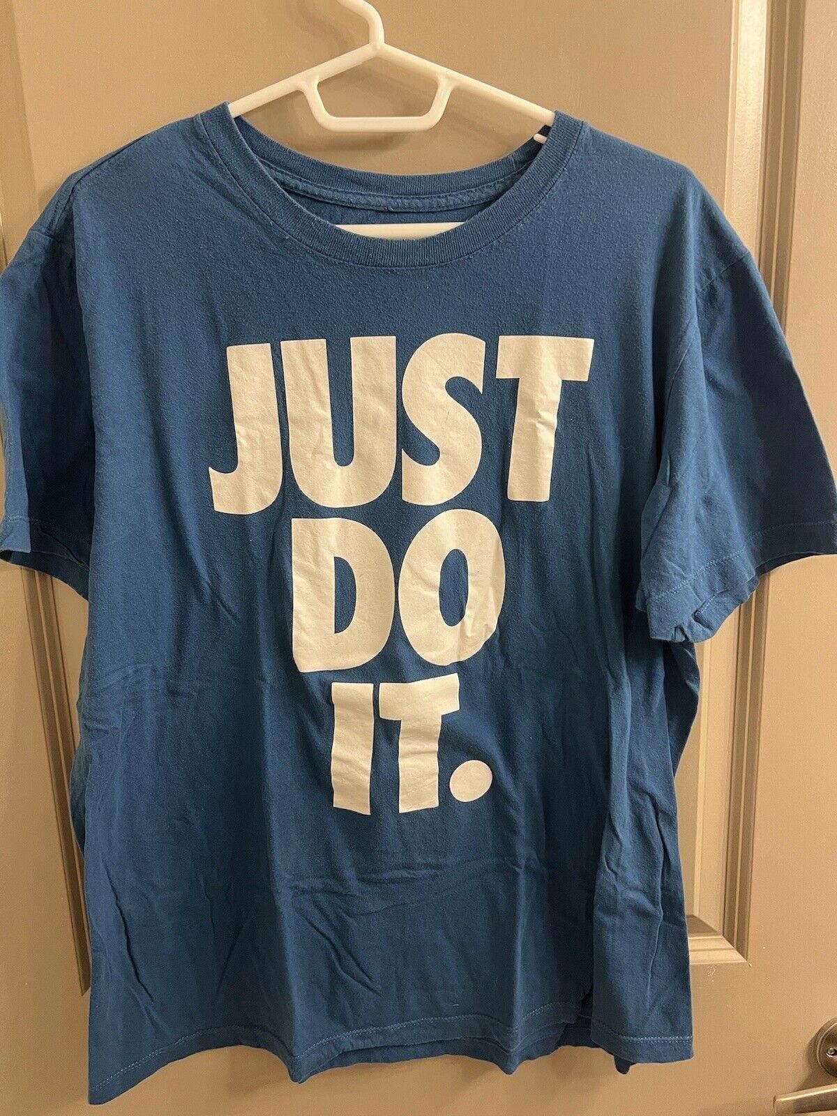 Nike 2 Nike Just Do It - T-shirts Large Size US L / EU 52-54 / 3 - 2 Thumbnail