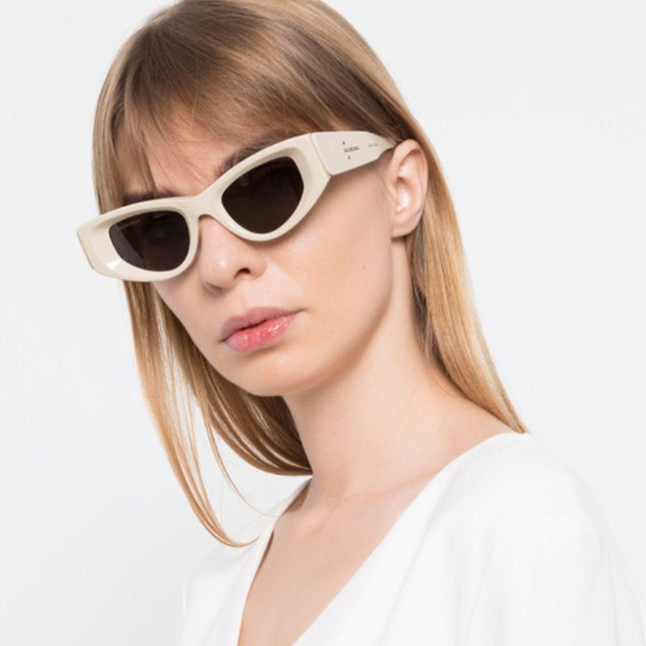 Balenciaga Balenciaga Eyewear Cat-Eye Frame Sunglasses Size ONE SIZE - 1 Thumbnail