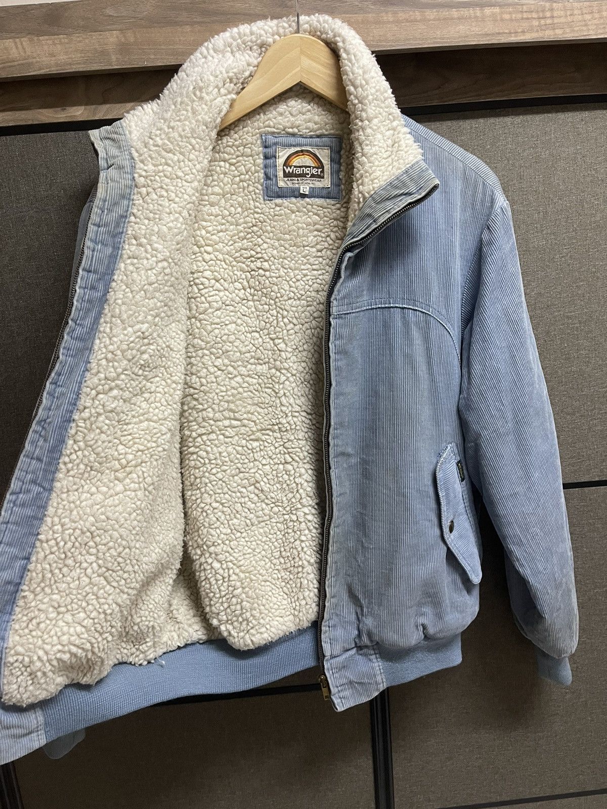 Wrangler VINTAGE WRANGLER CORDUROY JACKET SHERPA LINING Size US L / EU 52-54 / 3 - 6 Thumbnail