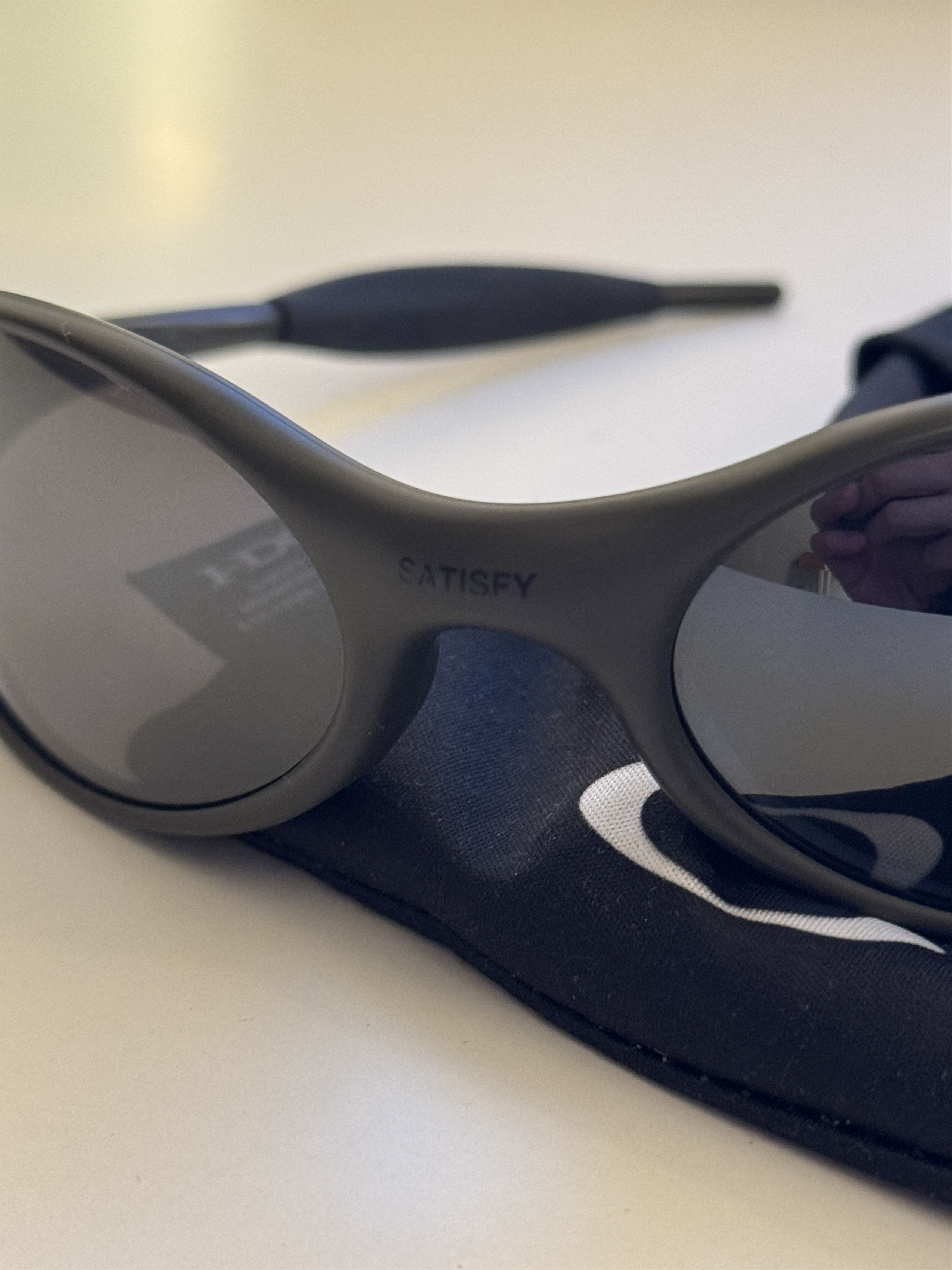 Oakley × Satisfy Satisfy Oakley Eye Jacket Matt Olive Size ONE SIZE - 2 Thumbnail