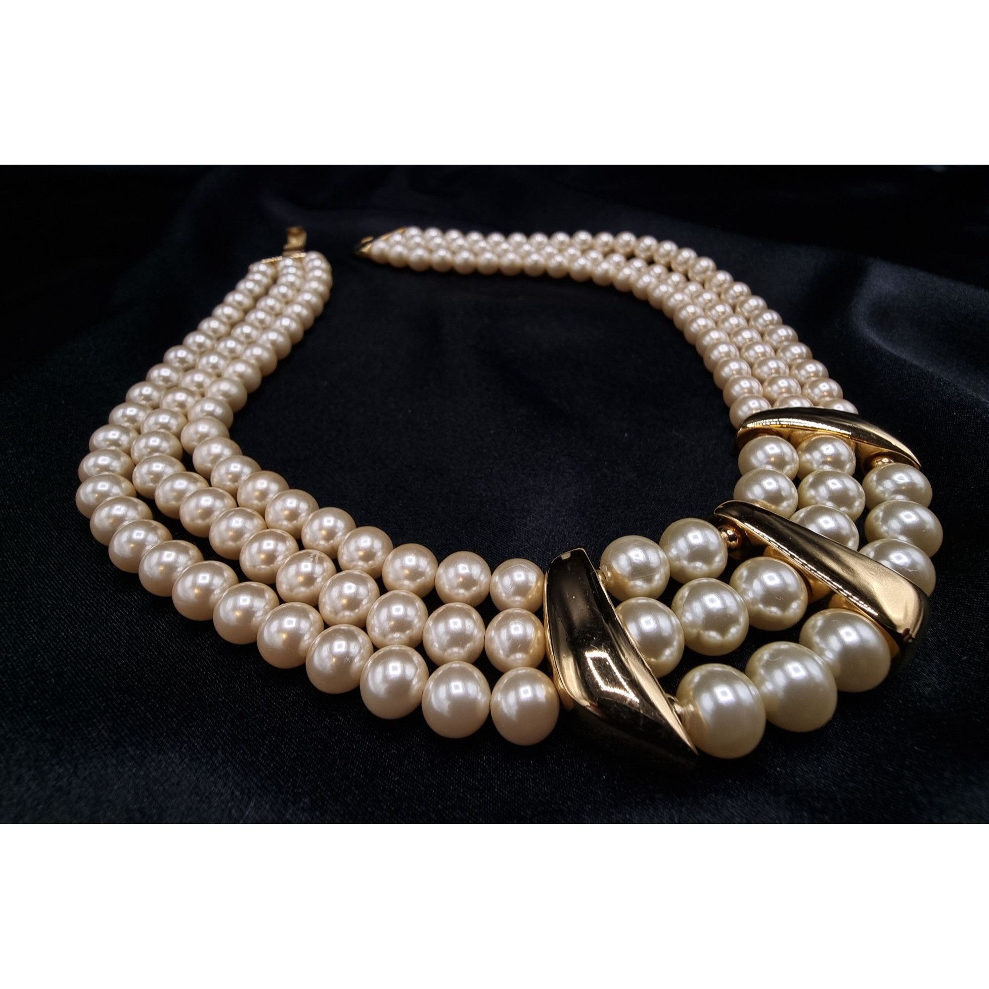 Vintage Vintage Napier 1980's-1990's Triple-Strand Faux Pearl Neckla Size ONE SIZE - 3 Thumbnail