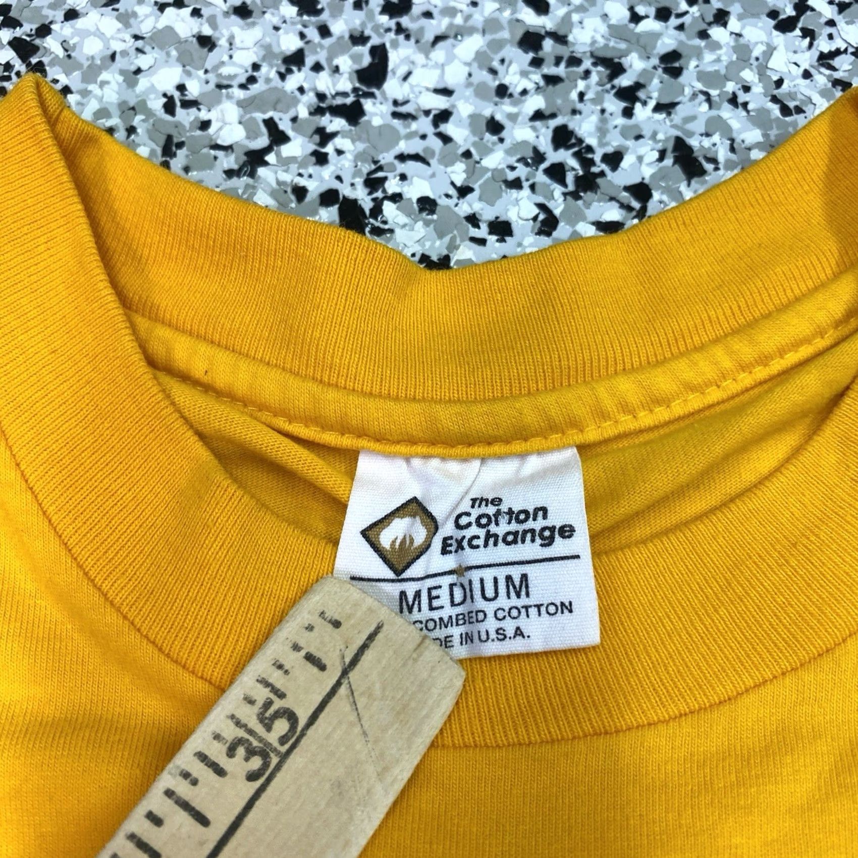 Vintage VINTAGE University of Minnesota Golden Gophers Long Sleeve T-Shirt M Yellow 90s Mens Size US M / EU 48-50 / 2 - 3 Thumbnail