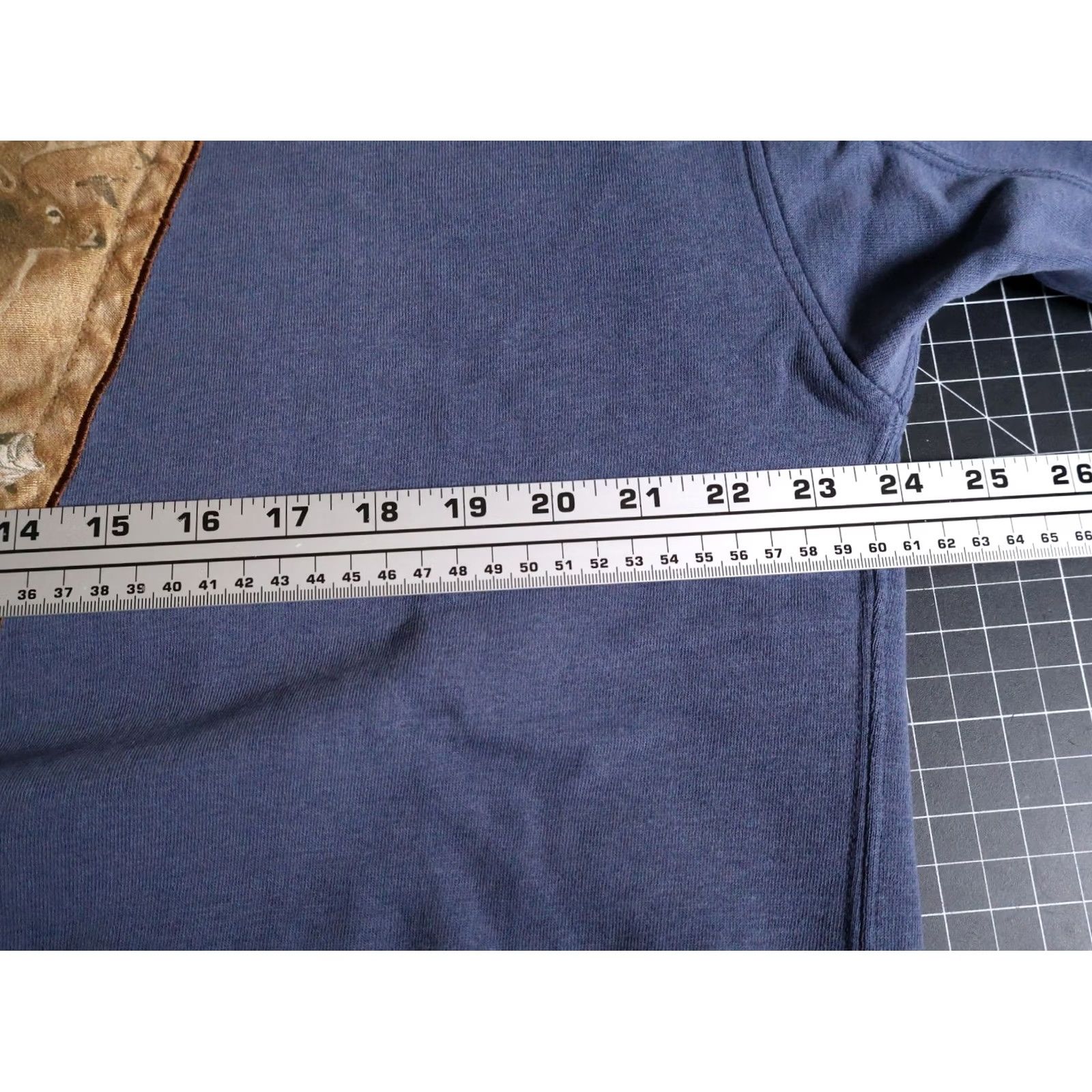 Vintage Lost Terrain Sweatshirt Men Large Blue Scenic Nature Motif Crewneck VTG 90s Outdoor Graphic Print Heavyweight Fleece Pullover Deer Fishing Ancient Size US L / EU 52-54 / 3 - 6 Thumbnail