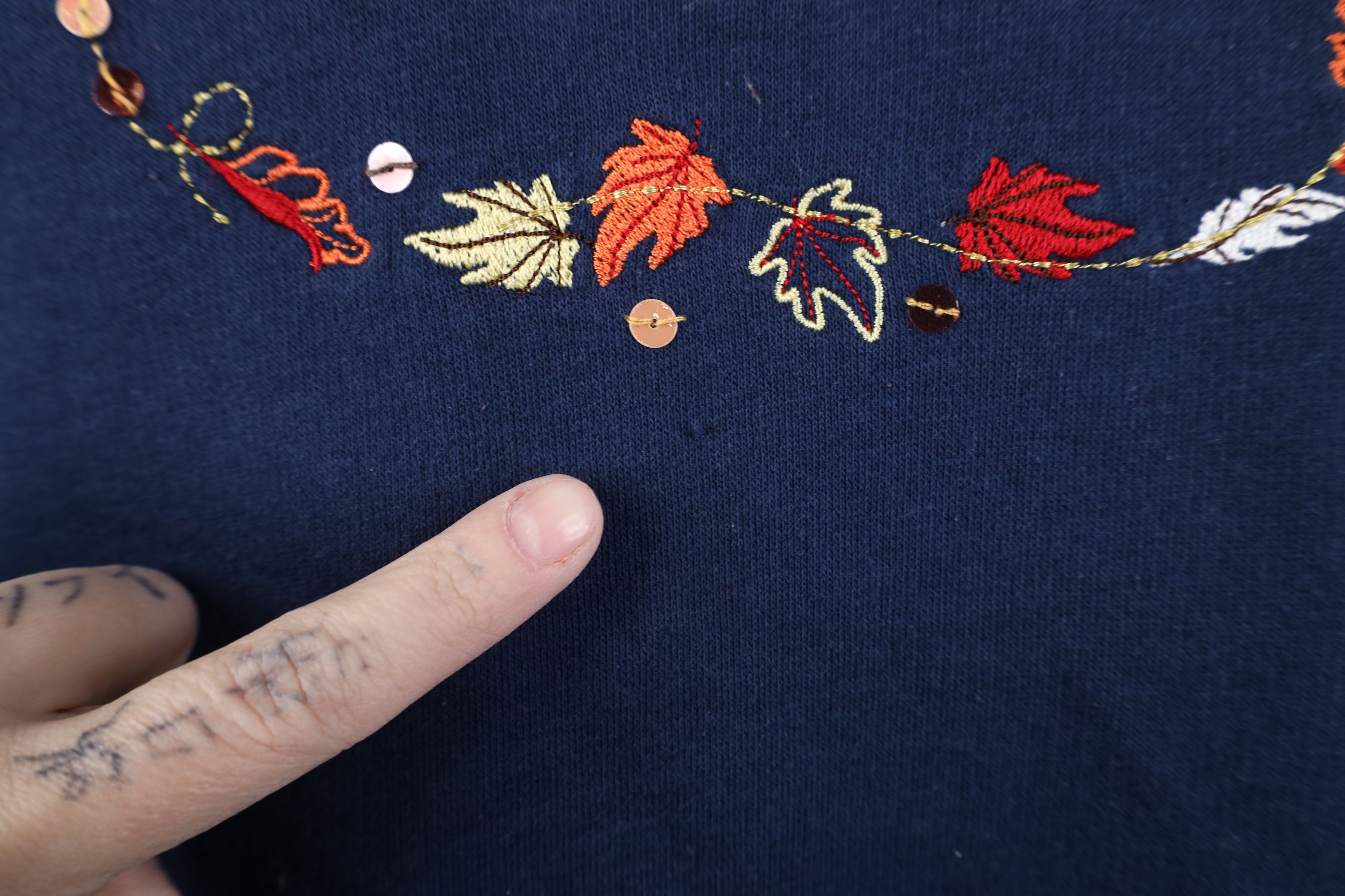 Vintage Vintage 90s Streetwear Fall Leaf Cat Kitten Sweatshirt Blue Size S / US 4 / IT 40 - 5 Thumbnail
