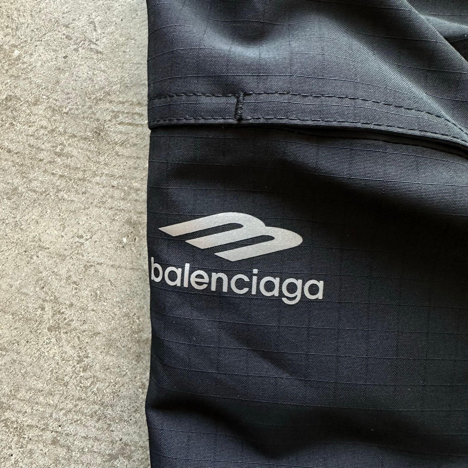 Balenciaga Balenciaga Skiwear 3B Sport Logo Cargo Pants Size US 32 / EU 48 - 6 Thumbnail