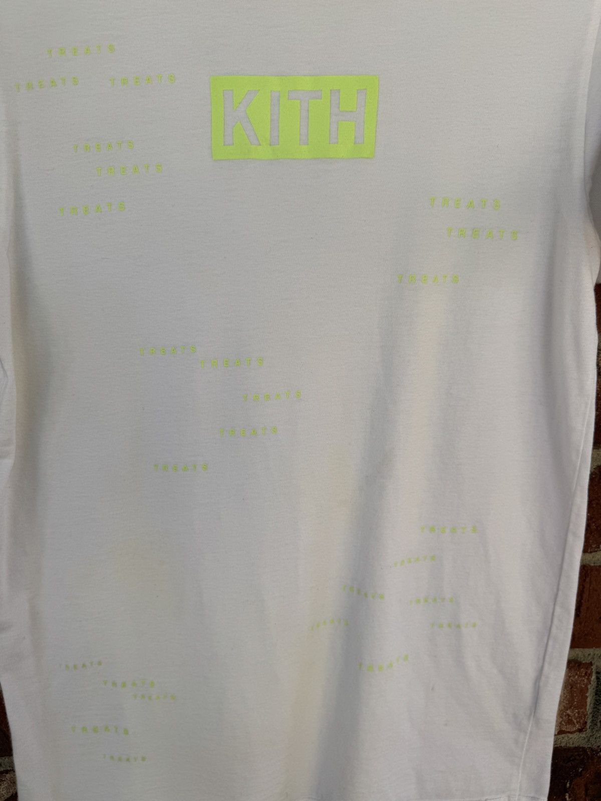 Kith Kith Treats Encrypted Box Logo Size US S / EU 44-46 / 1 - 3 Thumbnail