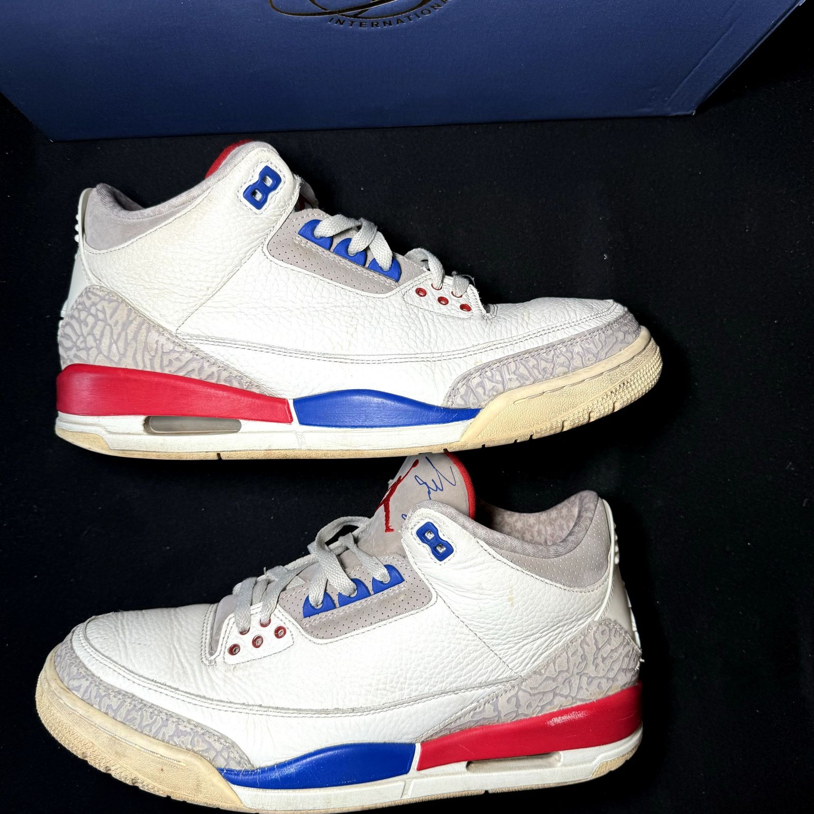 Jordan Brand × Nike Size 11.5 - Nike Air Jordan 3 Retro International Flight Size US 11.5 / EU 44-45 - 2 Thumbnail
