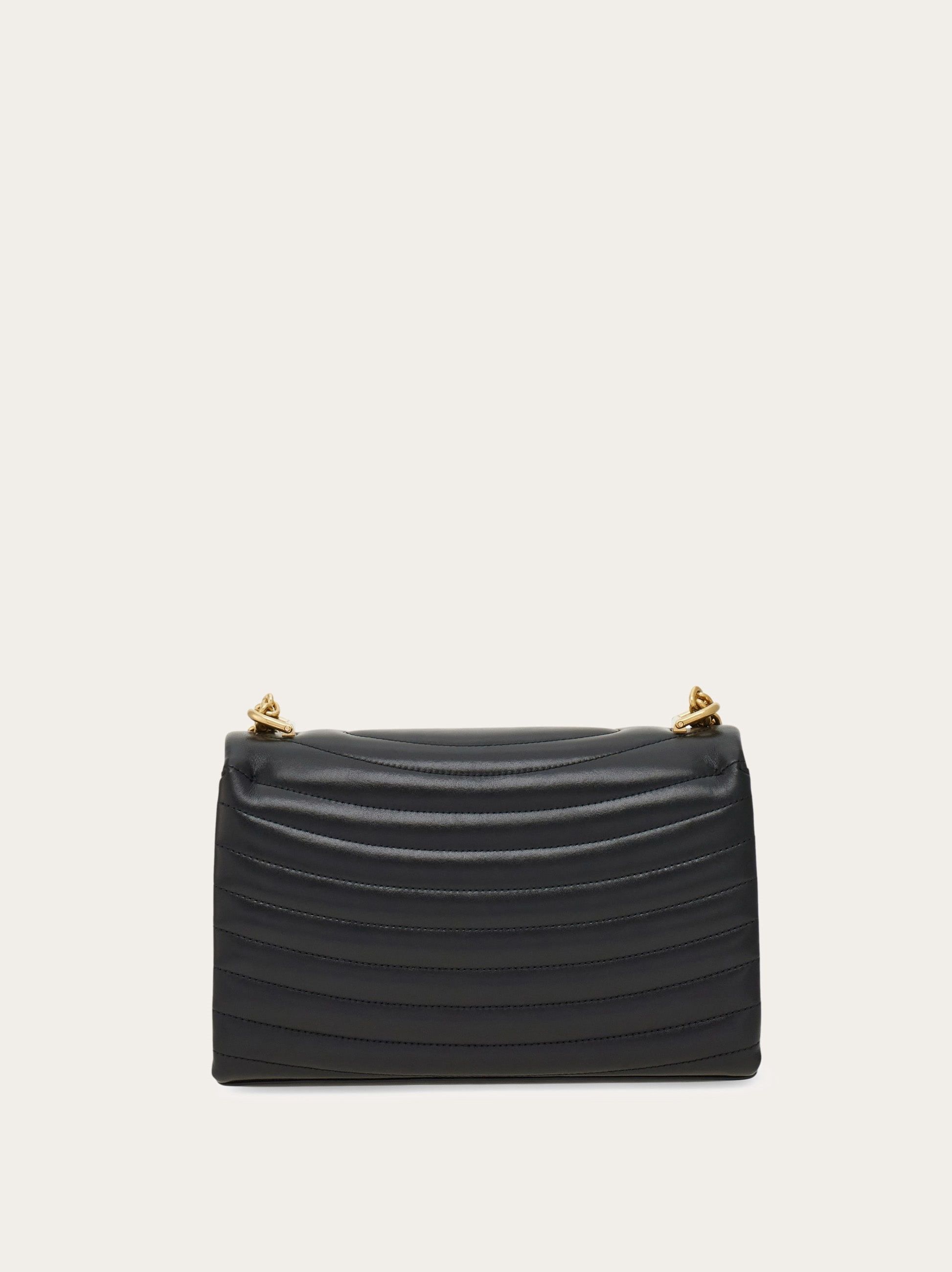 Salvatore Ferragamo o1s1rm0325 Size: OS / Shoulder Bag in Black Size ONE SIZE - 4 Thumbnail