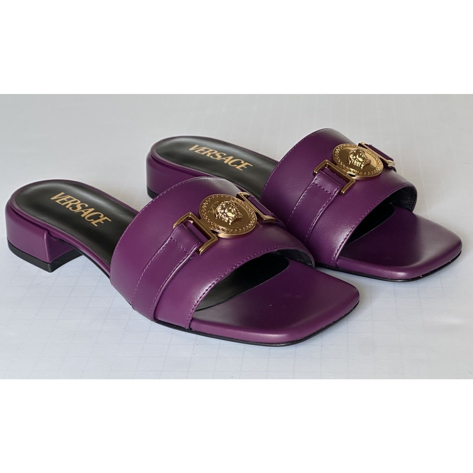 Versace VERSACE Medusa Women's Plum Sandals 6 US (36 Euro) 1014748 Size US 6 / IT 36 - 1 Thumbnail