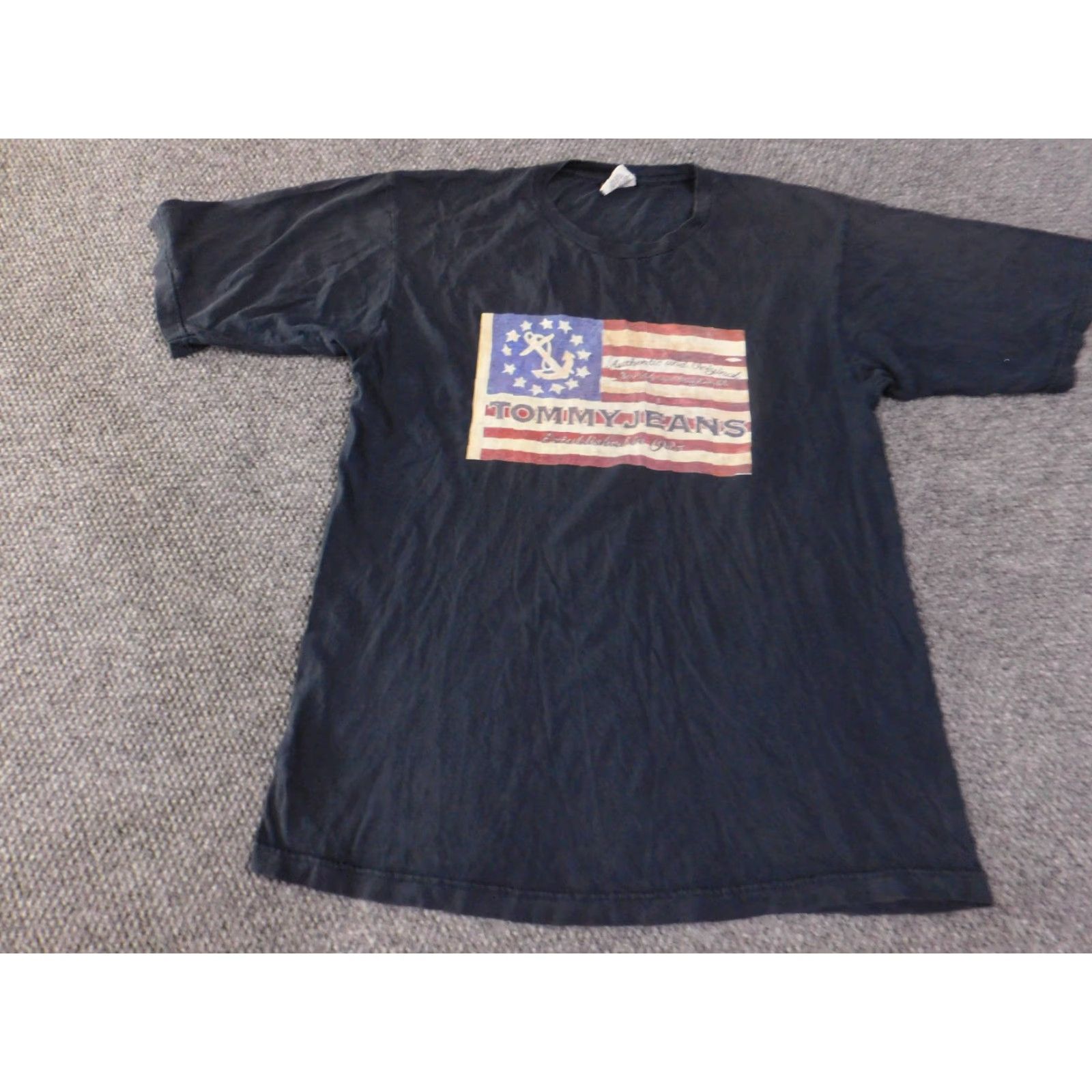 Tommy Hilfiger VINTAGE Tommy Hilfiger Tommy Jeans T Shirt Mens L Black USA Flag Graphic 90s Made In Mexico Size US L / EU 52-54 / 3 - 4 Thumbnail