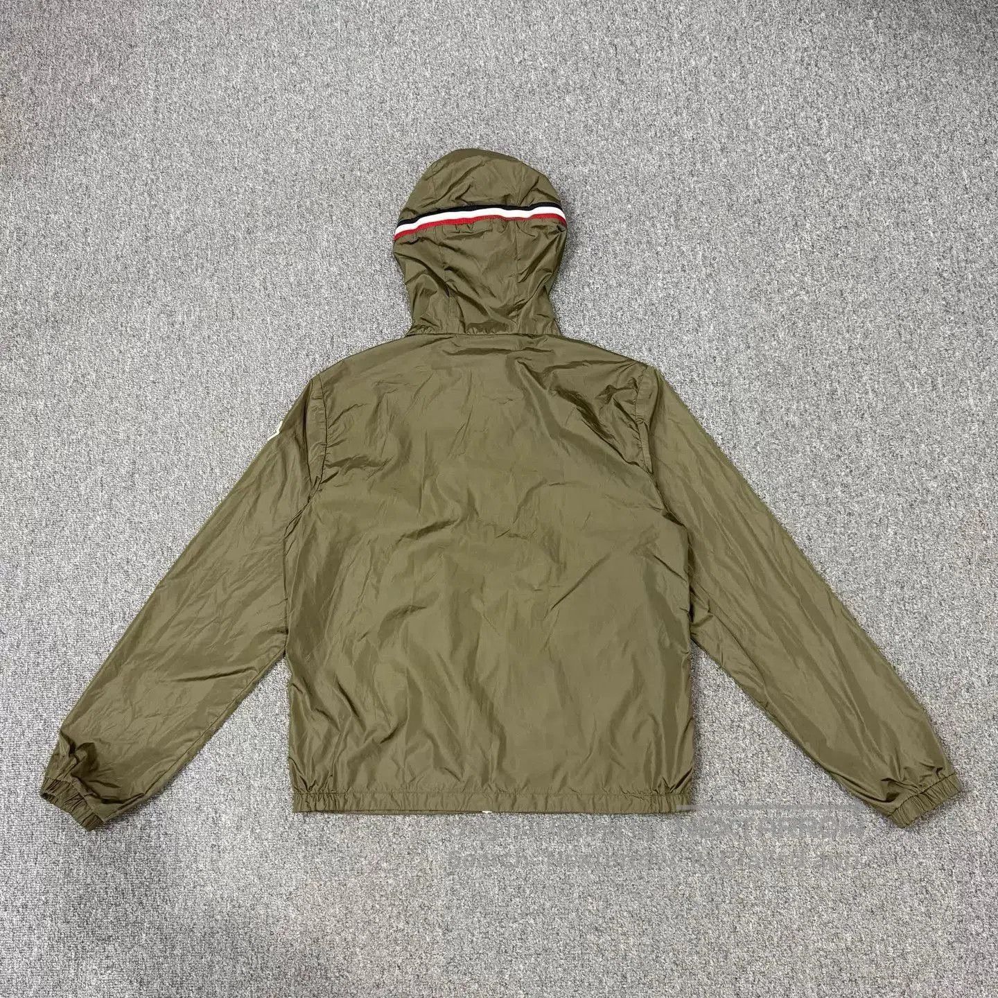 Moncler Green Hooded Light Jacket with Striped Trim . Size US M / EU 48-50 / 2 - 2 Thumbnail