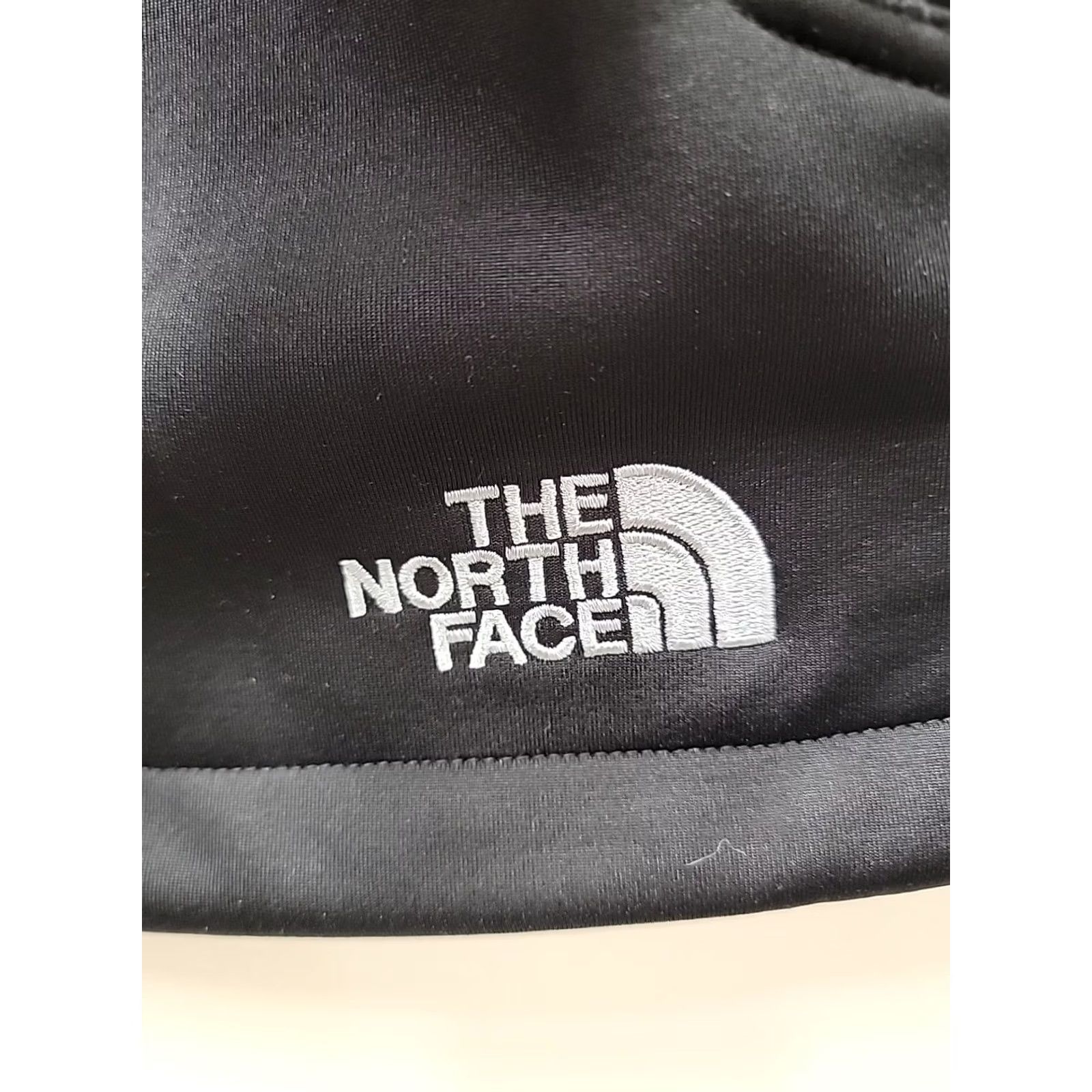 The North Face NWT The North Face Windwall Vest Mens XL Black Windbreaker Jacket Zip Logo Embroidered 25 Chest 29 Length VINTAGE? No Size US XL / EU 56 / 4 - 6 Thumbnail