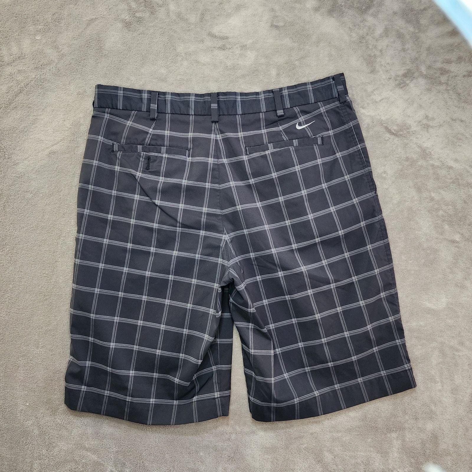 Nike Nike Charcoal Gray Checkered Golf Shorts Size 35 - Size US 35 - 2 Thumbnail