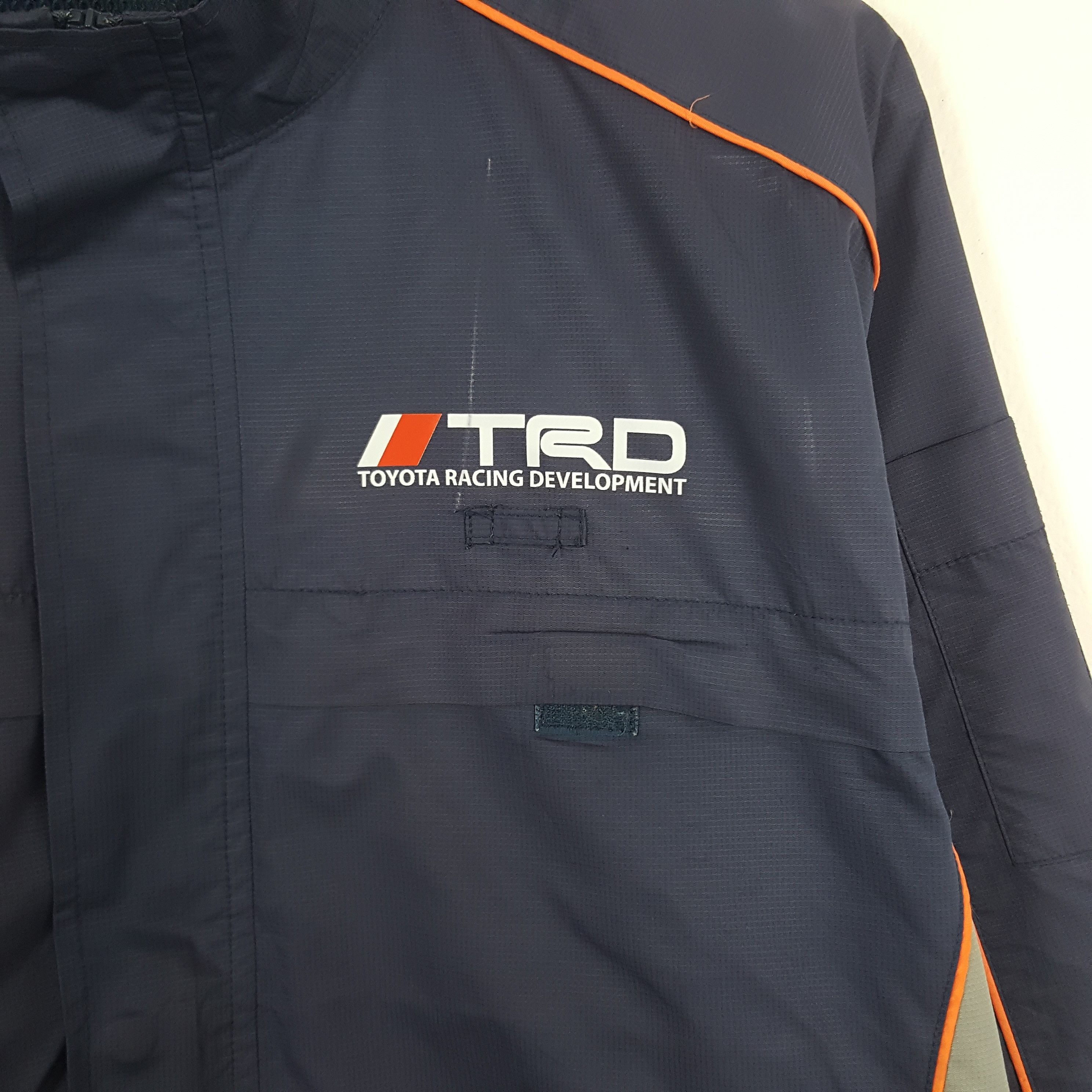Japanese Brand × Vintage Vintage Toyota Racing Development Custom Windbreaker Jacket Size US L / EU 52-54 / 3 - 4 Thumbnail