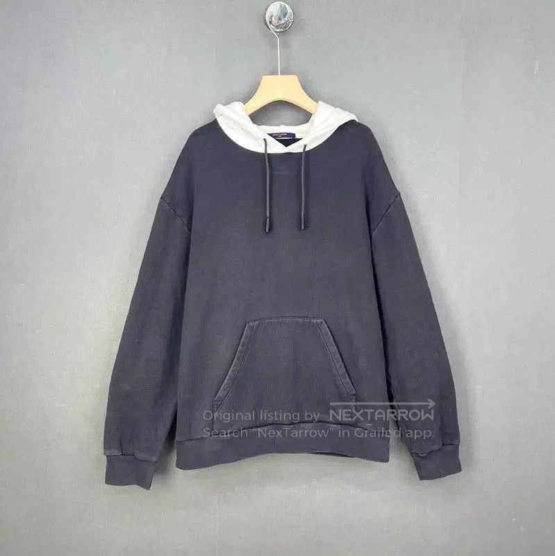 Louis Vuitton Louis Vuitton Black Cotton Women's Sweatshirt . Size XL / US 12-14 / IT 48-50 - 1 Thumbnail