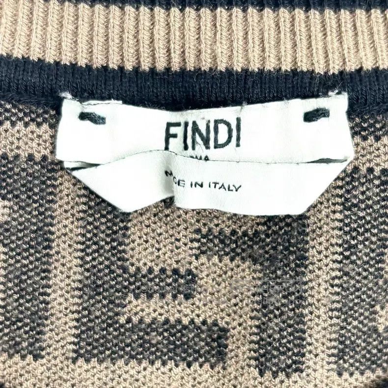 Fendi #REF! Size S / US 4 / IT 40 - 3 Thumbnail