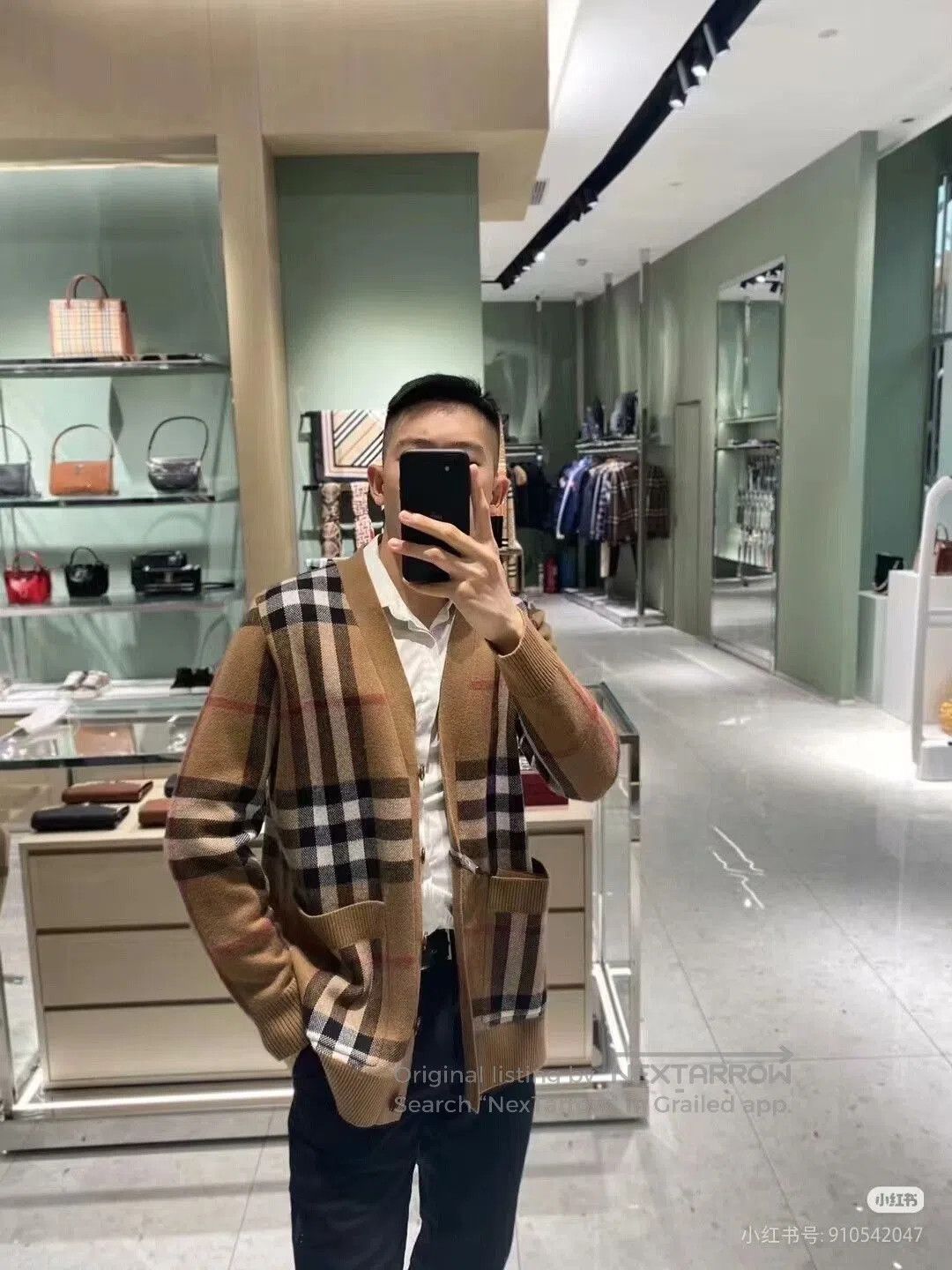 Burberry Burberry Check Wool Cardigan Size XL. Size US XL / EU 56 / 4 - 2 Thumbnail