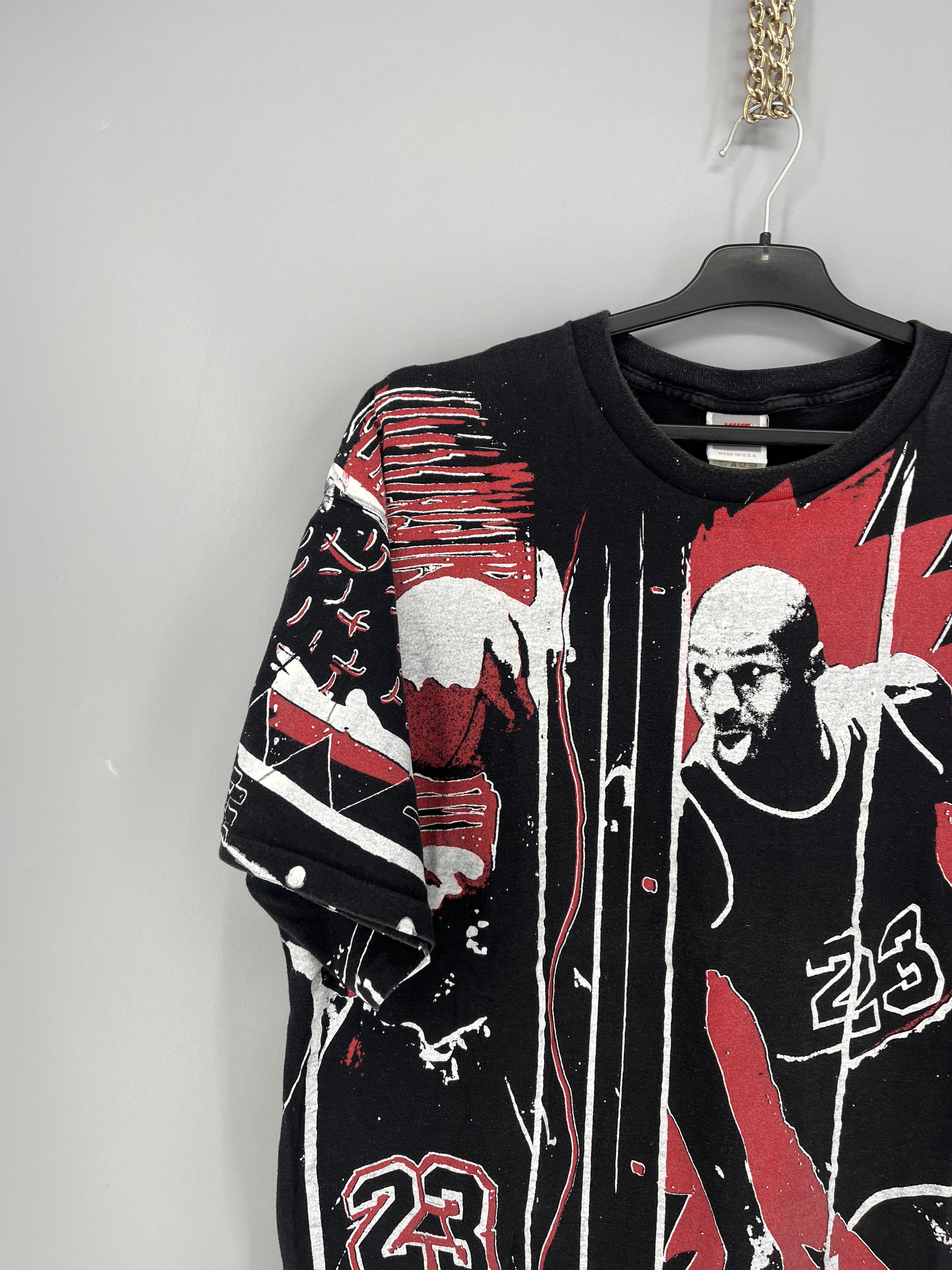 Nike Vintage nike micheal jordan all over print t shirt Size US XL / EU 56 / 4 - 4 Thumbnail