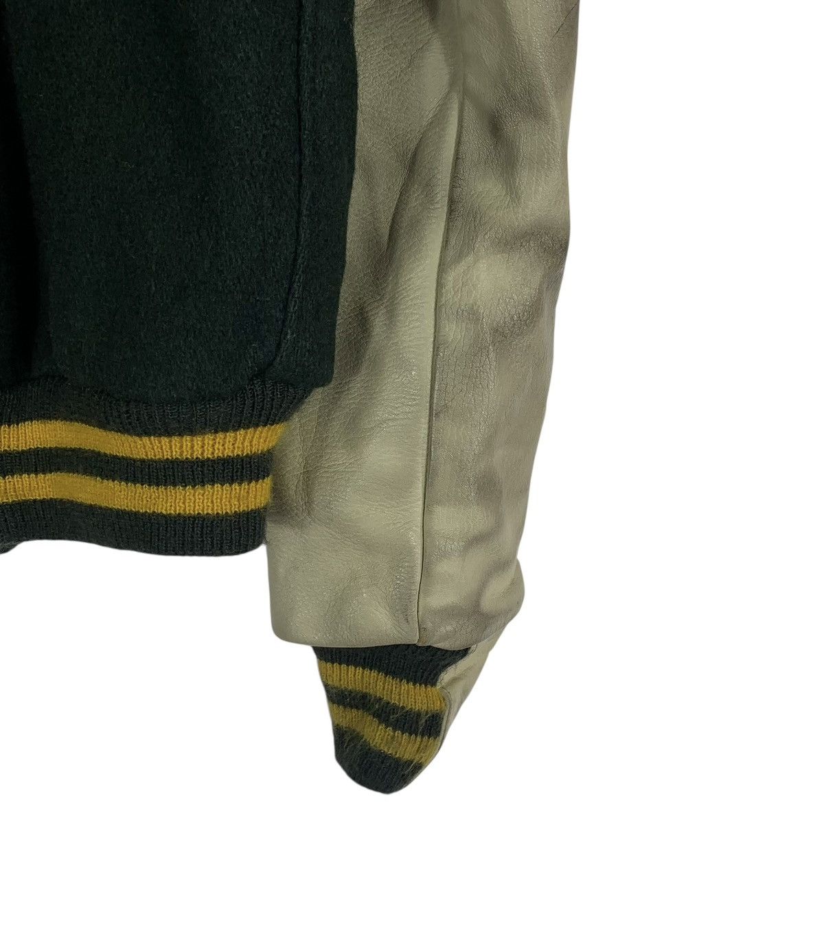 Golden Bear VINTAGE GOLDEN BEAR VARSITY BOMBER JACKET Size US L / EU 52-54 / 3 - 9 Thumbnail