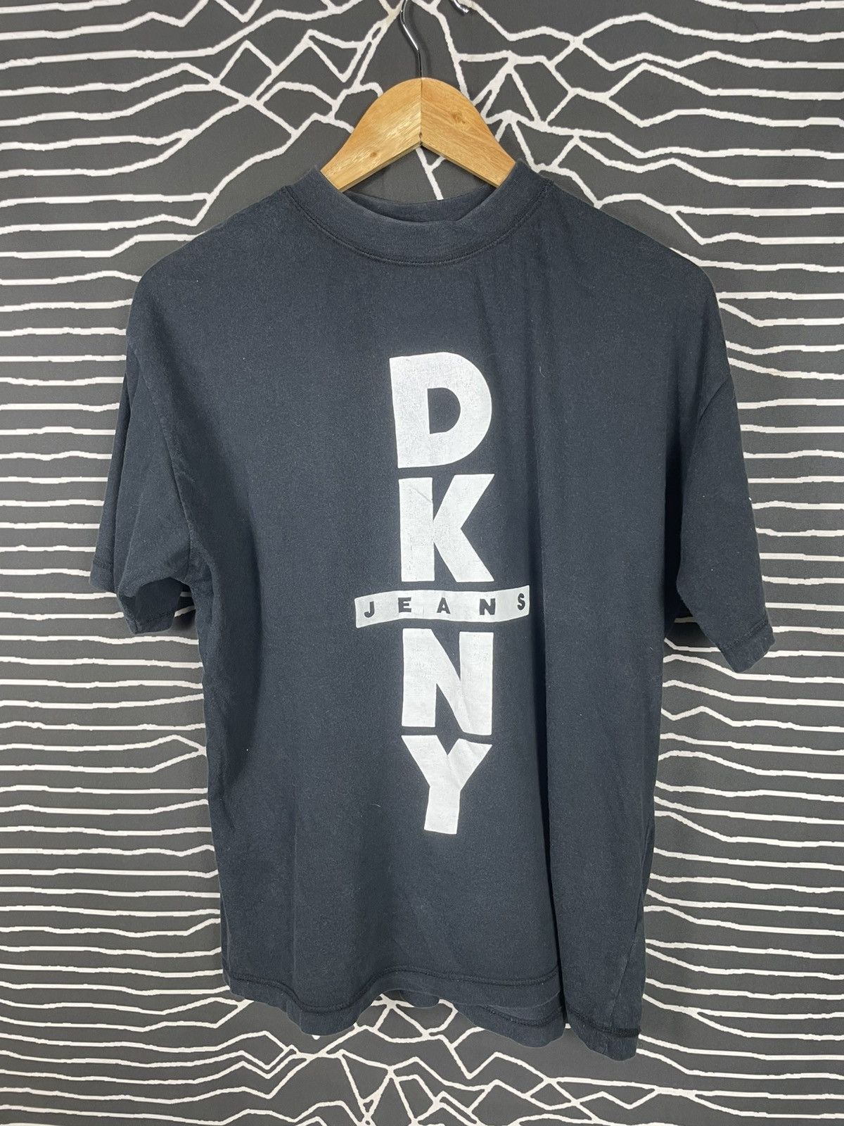 DKNY Vintage DKNY Jeans Tshirt Size US L / EU 52-54 / 3 - 1 Thumbnail