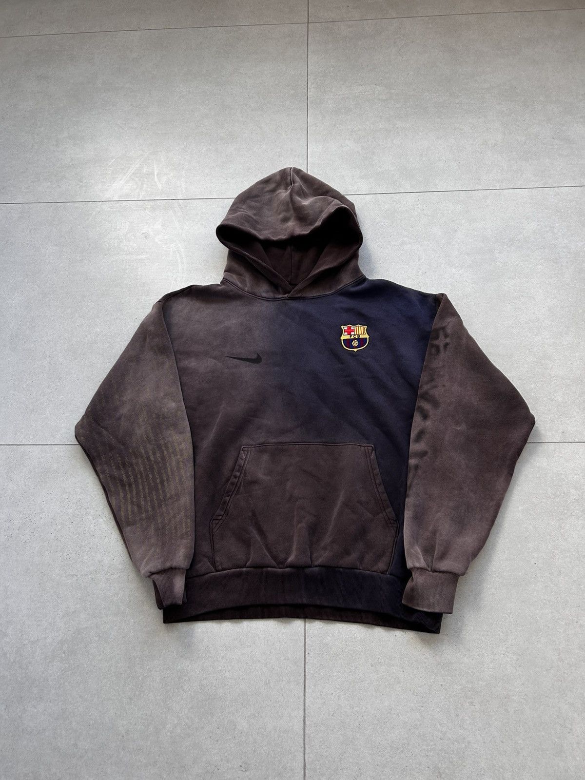 Travis Scott Travis Scott x Barcelona Multi dye hoodie Size US S / EU 44-46 / 1 - 1 Thumbnail