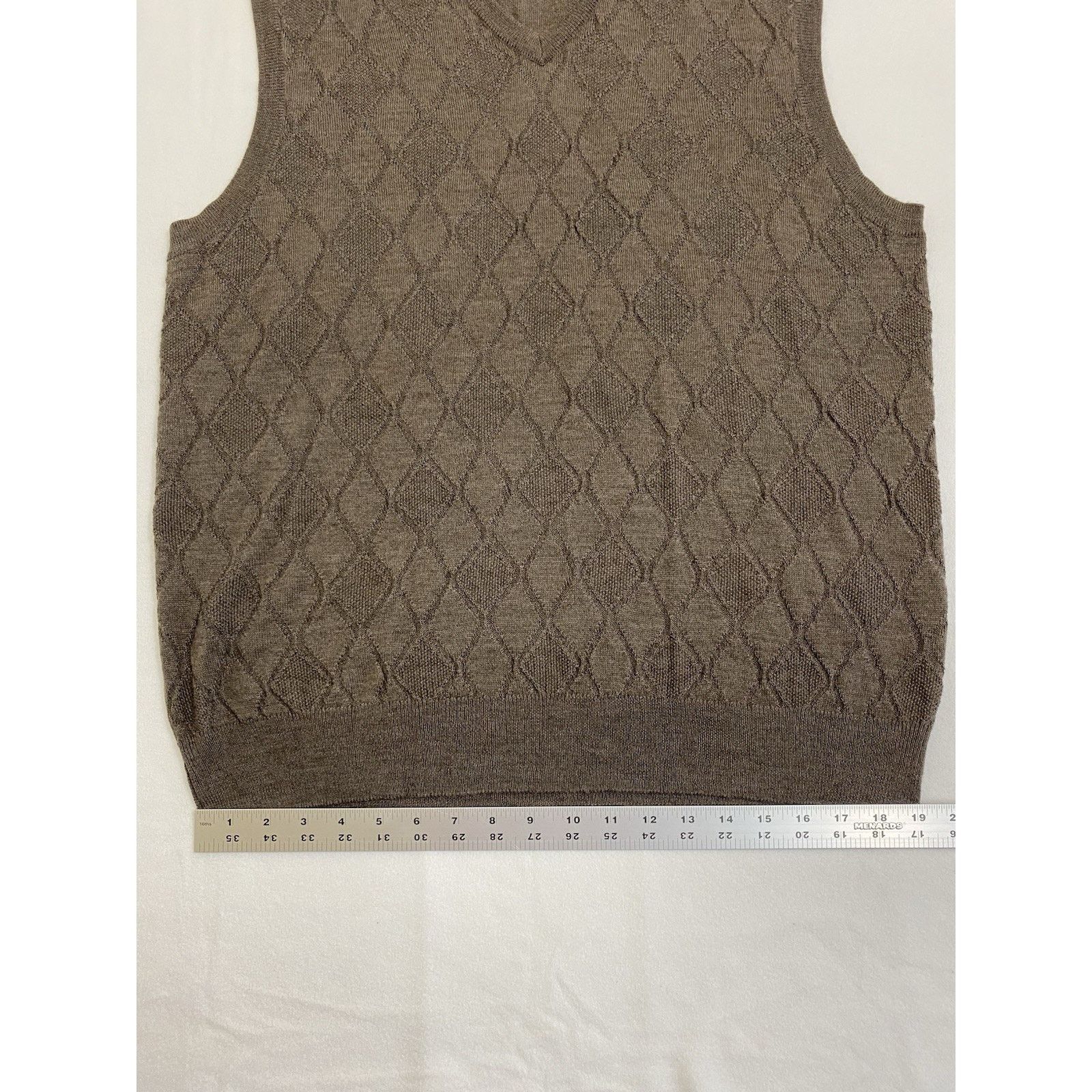 Club Room Brown Merino Wool Blend Argyle Diamond Sweater Vest Mens L Size US L / EU 52-54 / 3 - 7 Thumbnail