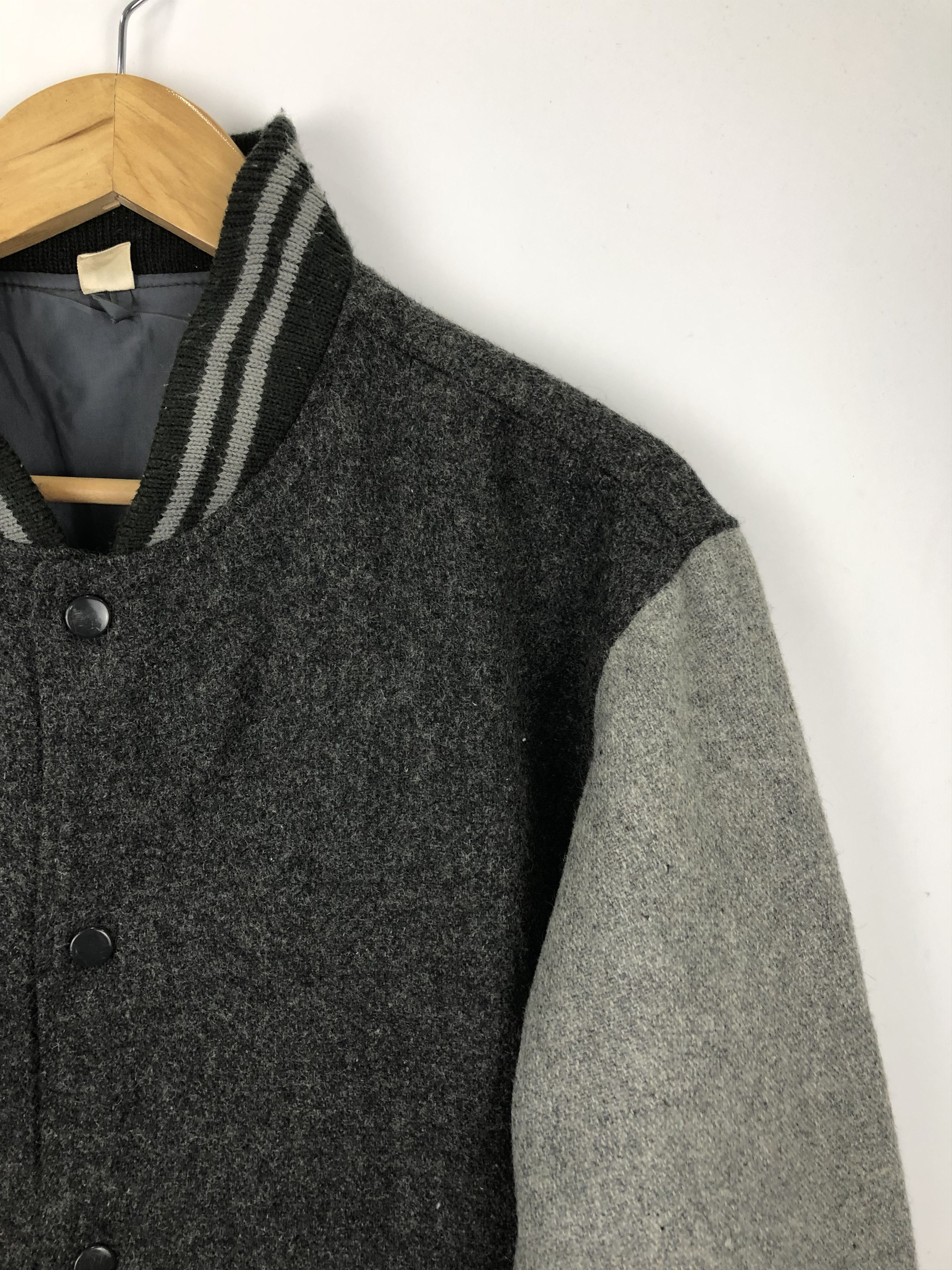 Japanese Brand Vintage 90s Japanese Brand Wool Varsity Jacket V0414 Size US L / EU 52-54 / 3 - 6 Thumbnail