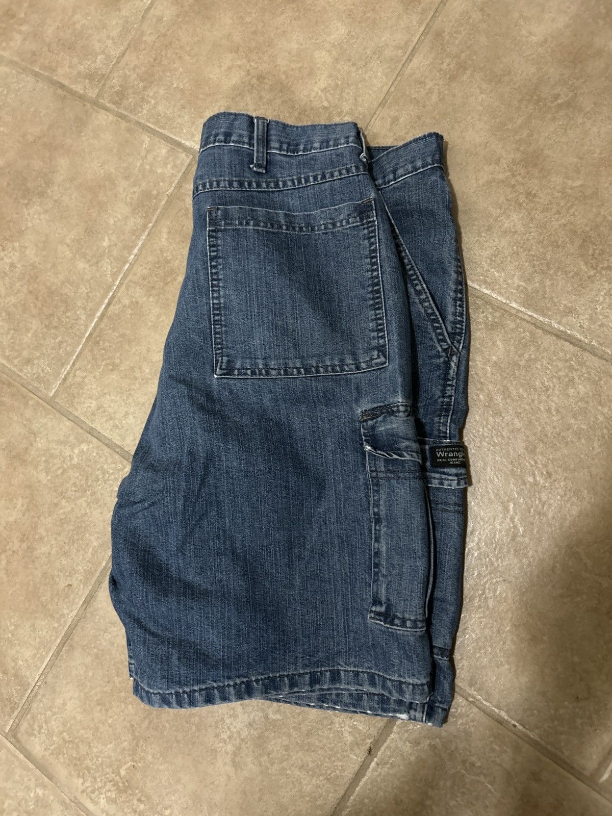 Vintage × Wrangler 2000s Wrangler denim cargo shorts Size US 38 / EU 54 - 1 Thumbnail