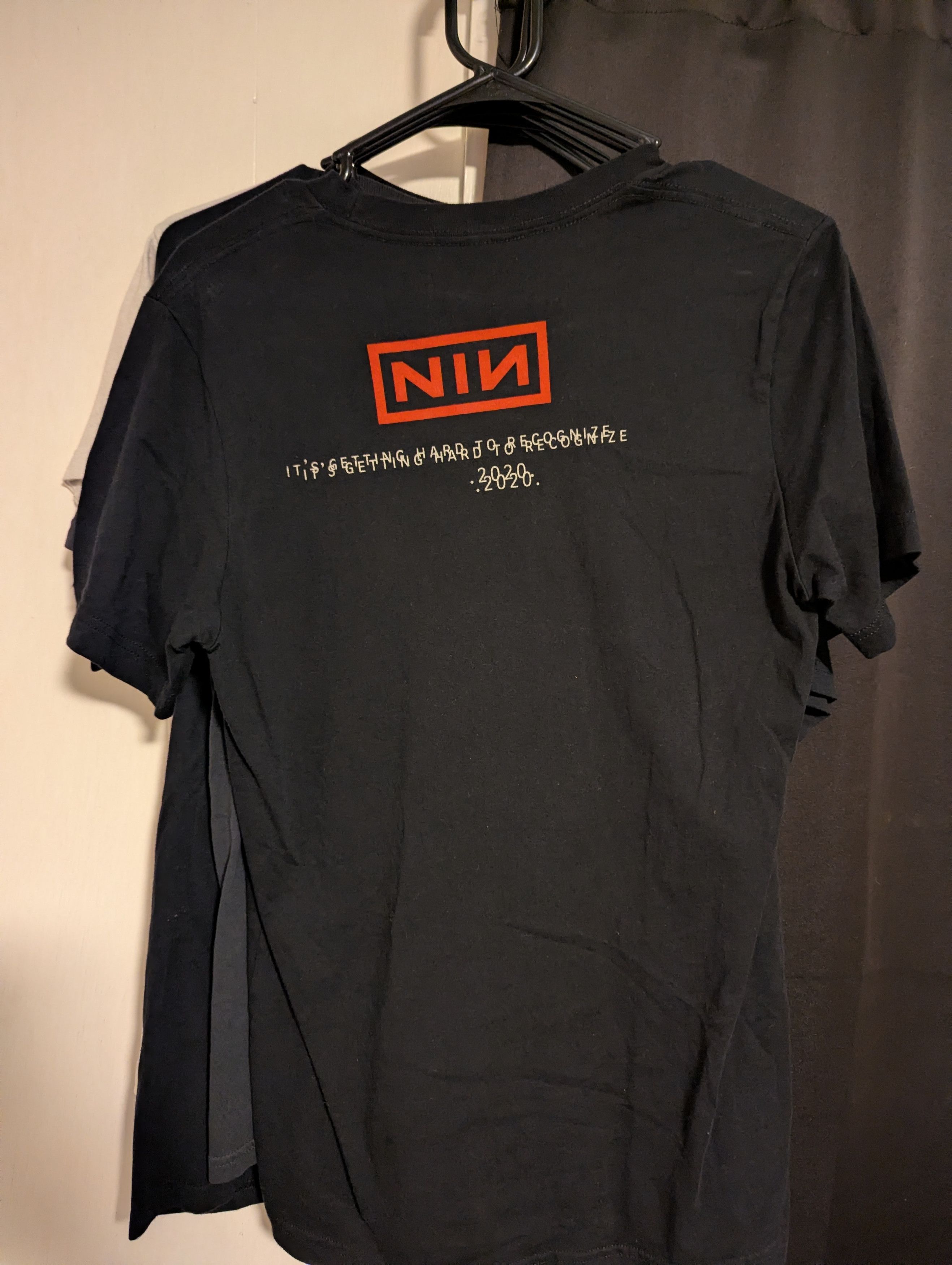 Gildan Nine inch nails - PANDEMIC collection (MEDIUM) Size US M / EU 48-50 / 2 - 3 Thumbnail