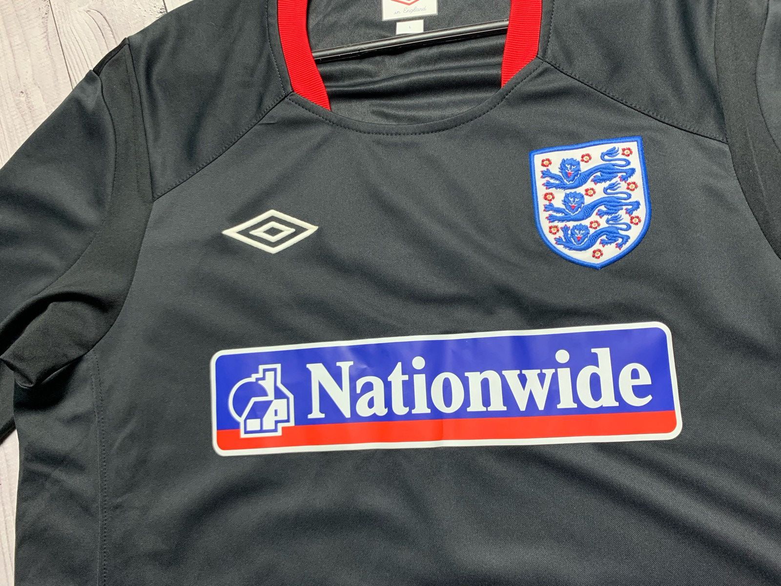 Umbro Umbro England vintage soccer jersey Size L Size US L / EU 52-54 / 3 - 3 Thumbnail