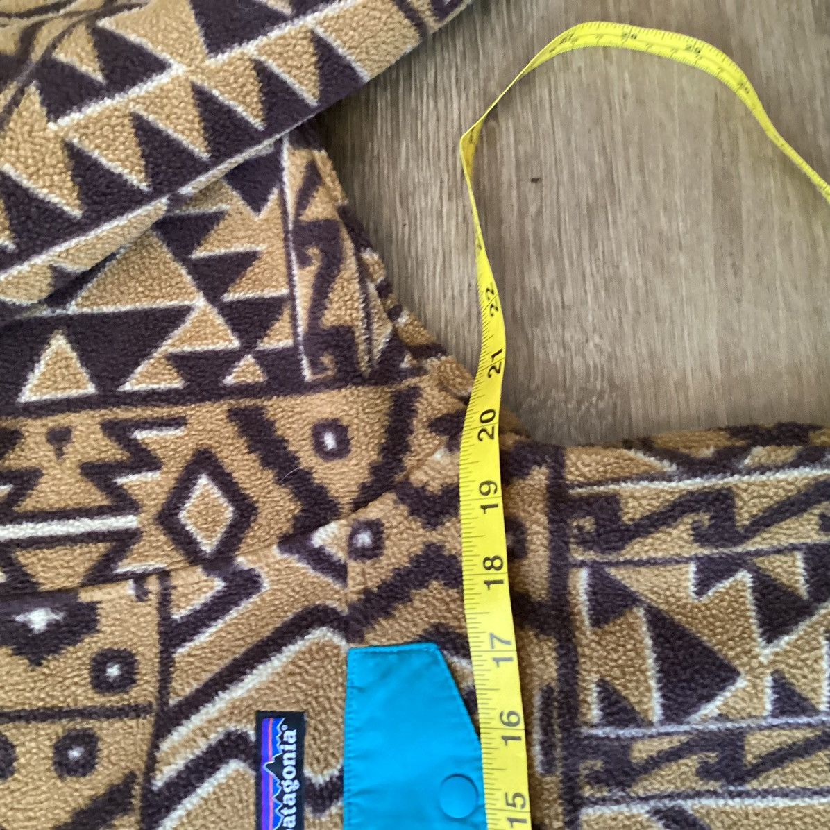 Patagonia × Vintage Vintage 90s Patagonia tribal print fleece Size US XS / EU 42 / 0 - 3 Thumbnail