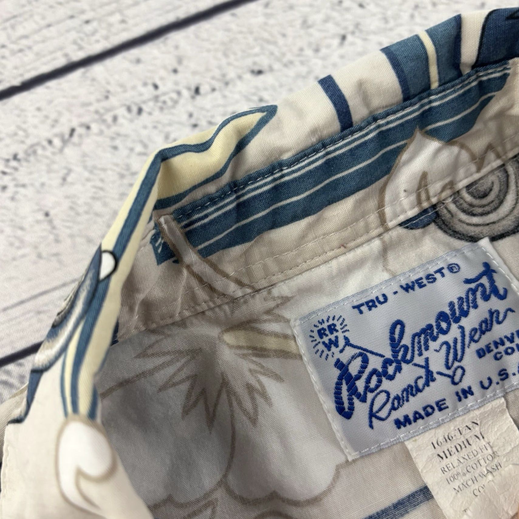Rockmount Ranch Wear ROCKMOUNT Hawaiian Short Sleeve Button-Up Shirt Mens M Tan Brown Cotton Woven Pocketed 90s Event Casual Hawaiian Theme Rockmount Size US M / EU 48-50 / 2 - 2 Thumbnail