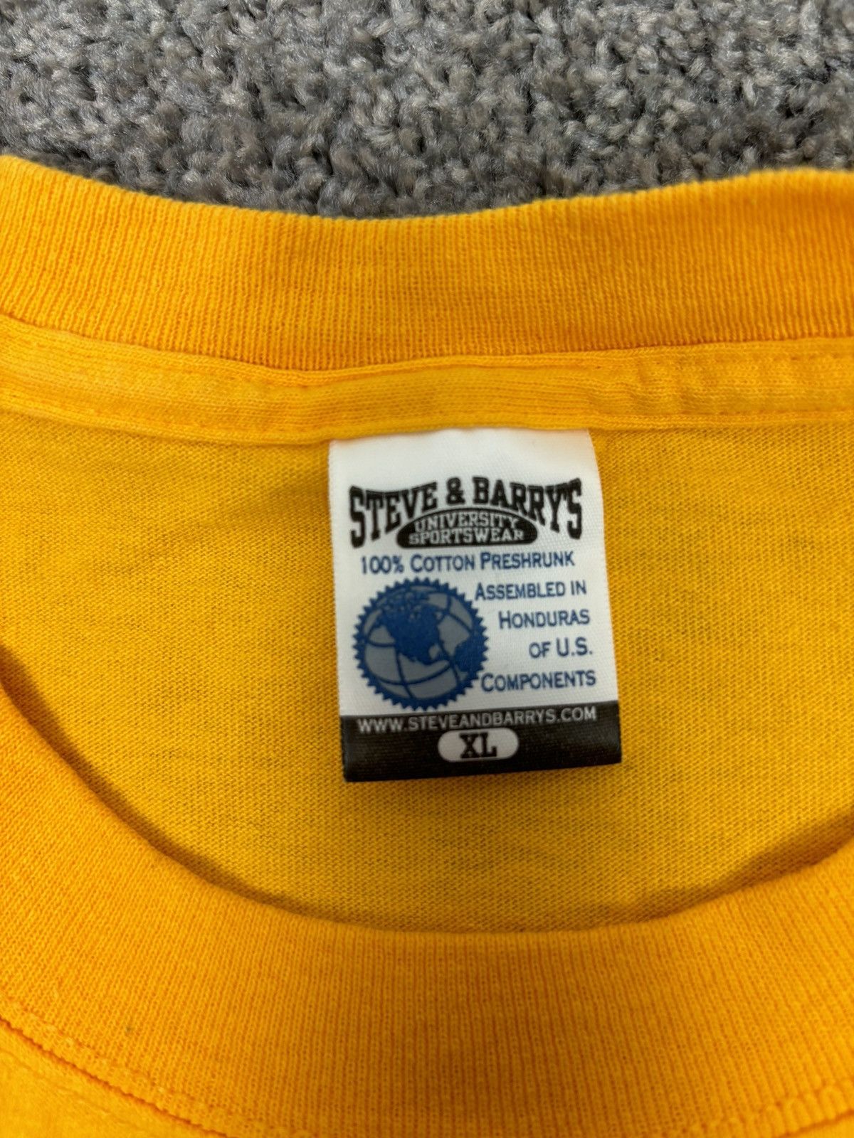 Vintage Vintage steve and barrys u of m michigan maize long sleeve t Size US XL / EU 56 / 4 - 3 Thumbnail