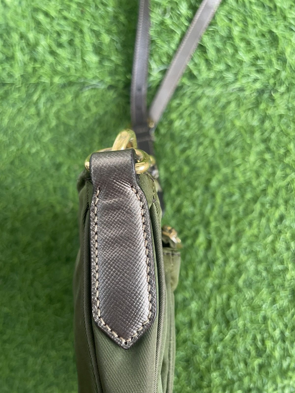 Prada Authentic Vintage PRADA Shoulder Bag Size ONE SIZE - 8 Thumbnail