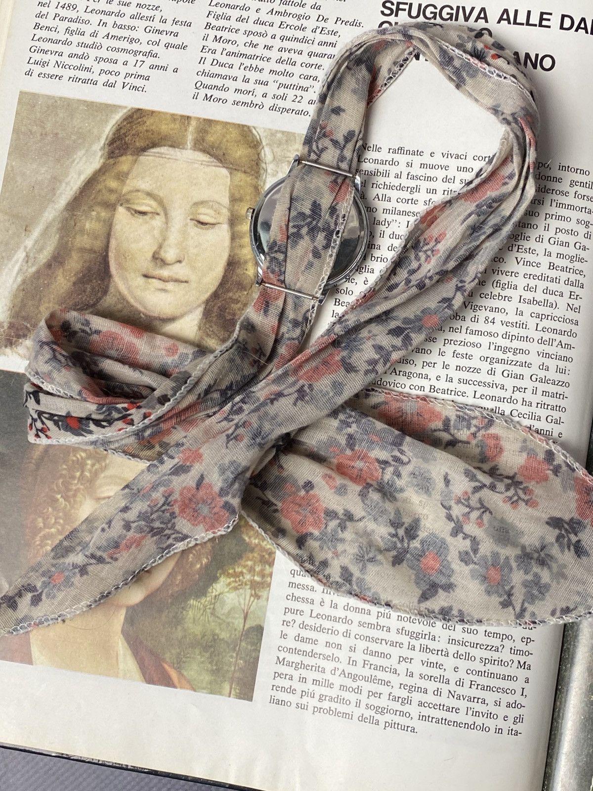 Hysteric Glamour Rare Retro Floral Ribbon Scarf Quartz Watch Avant Garde Art Size ONE SIZE - 4 Thumbnail